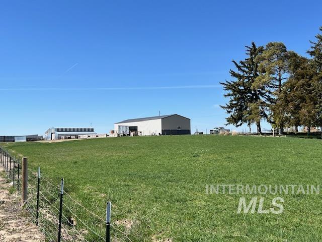7387 Lynwood Rd. Property Photo 6