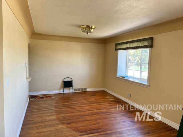 7387 Lynwood Rd. Property Photo 10