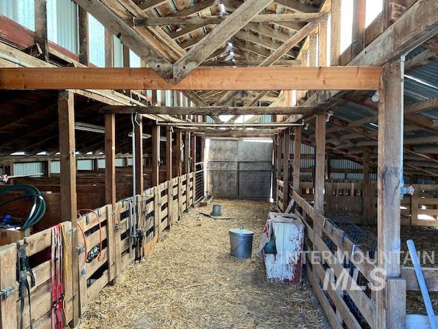 7387 Lynwood Rd. Property Photo 23