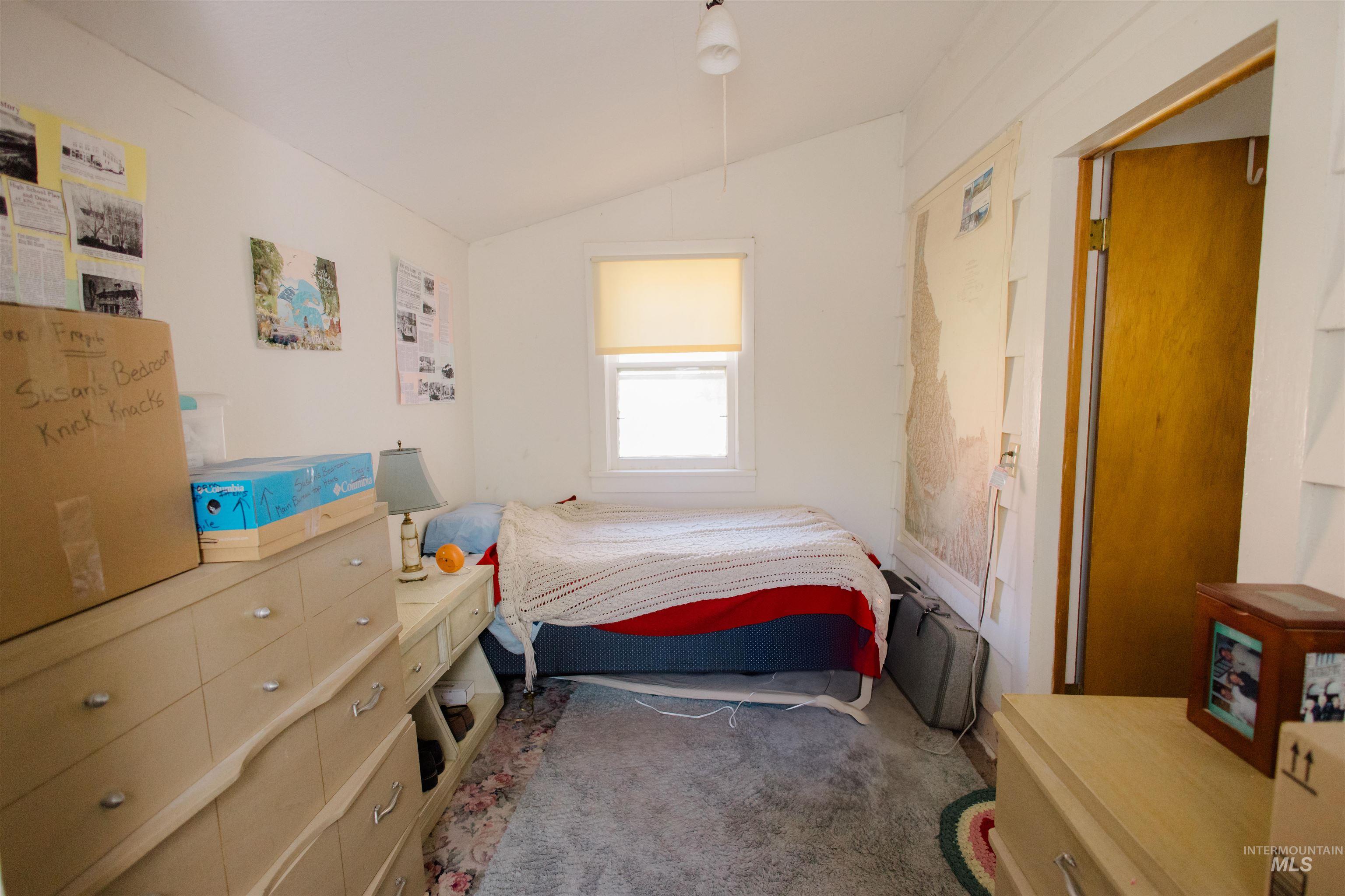 4208 N Meridian Property Photo 9