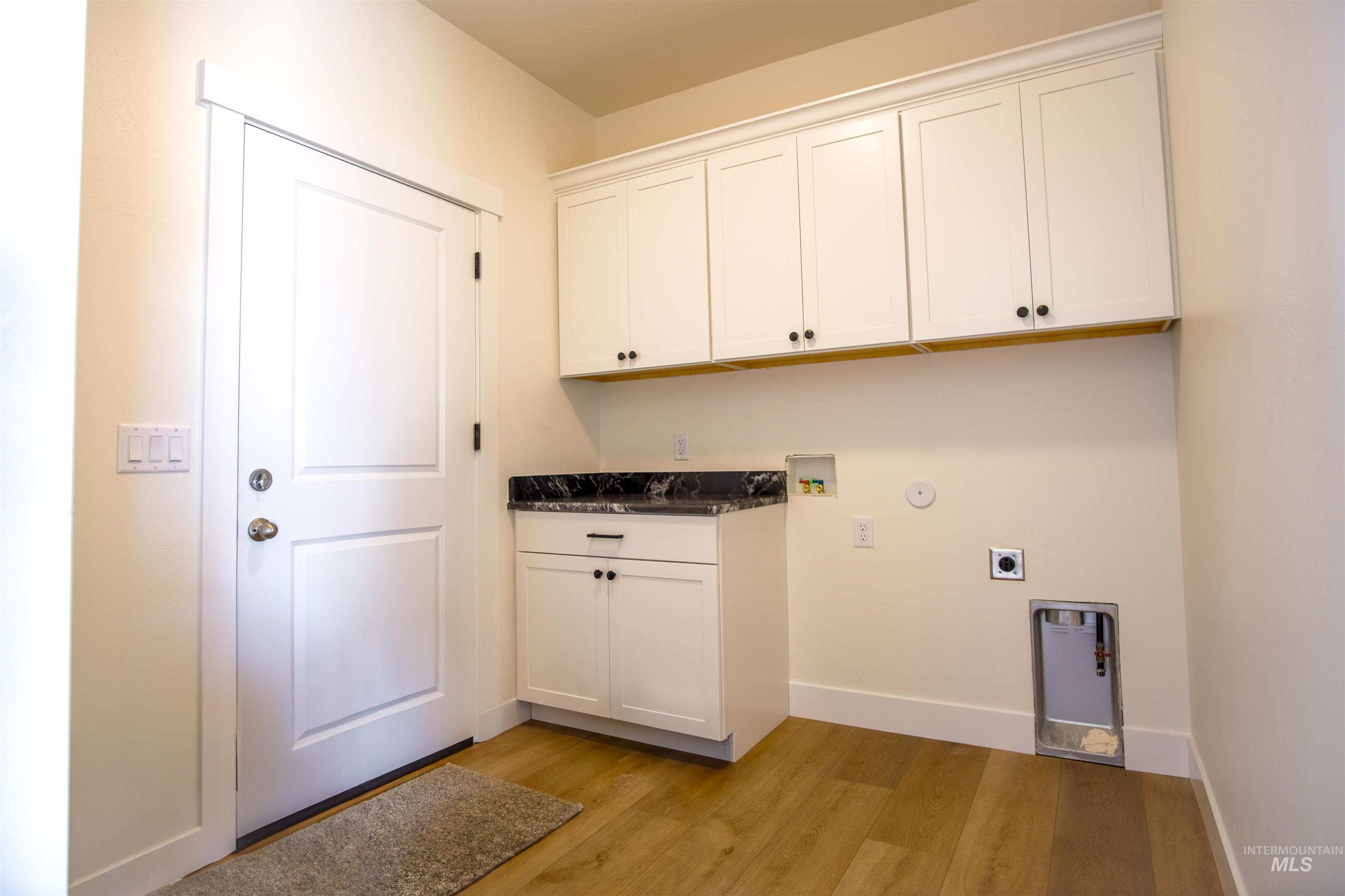 1522 Shortt Ln Property Photo 19