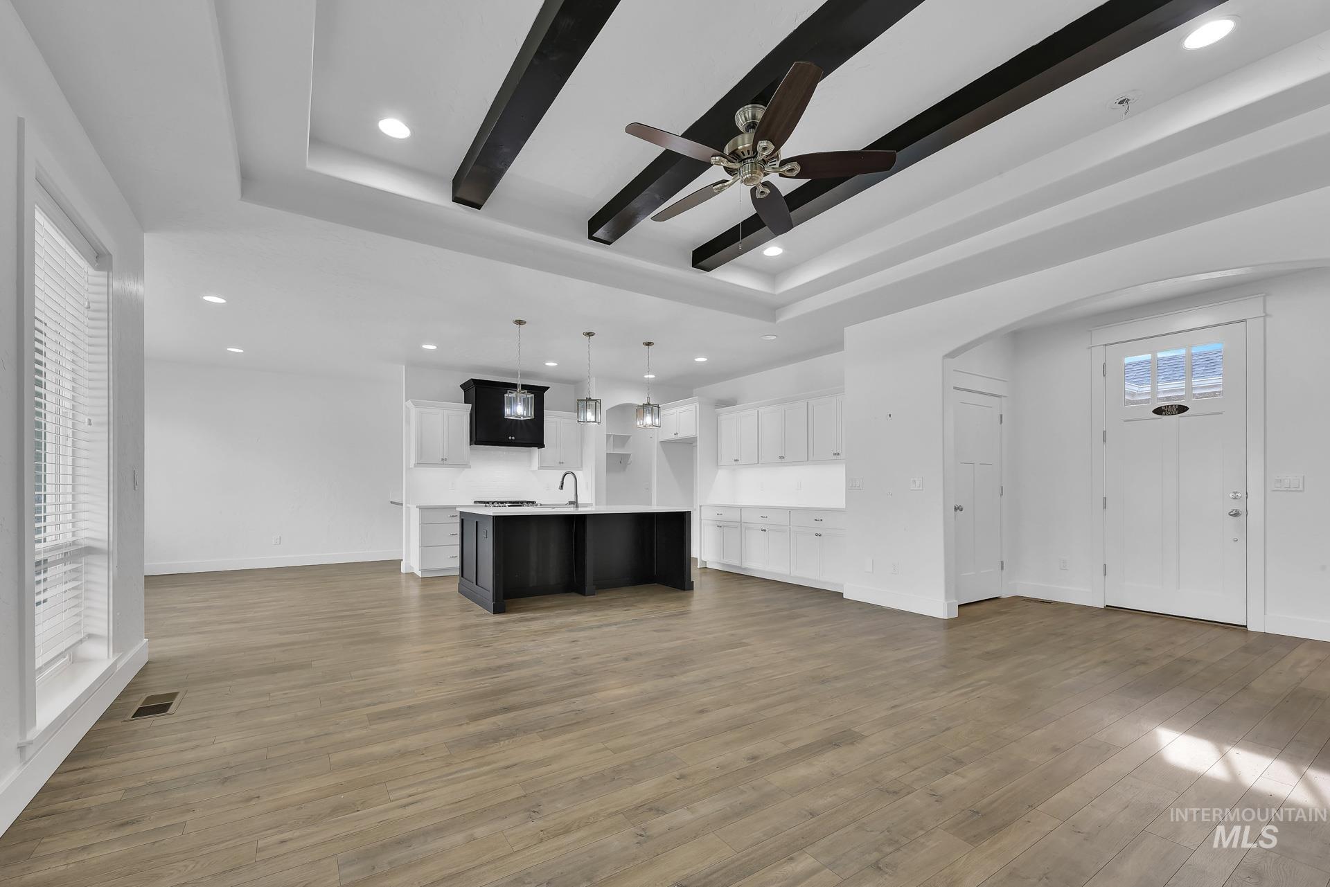 1734 Shoal Point Ave Property Photo 8