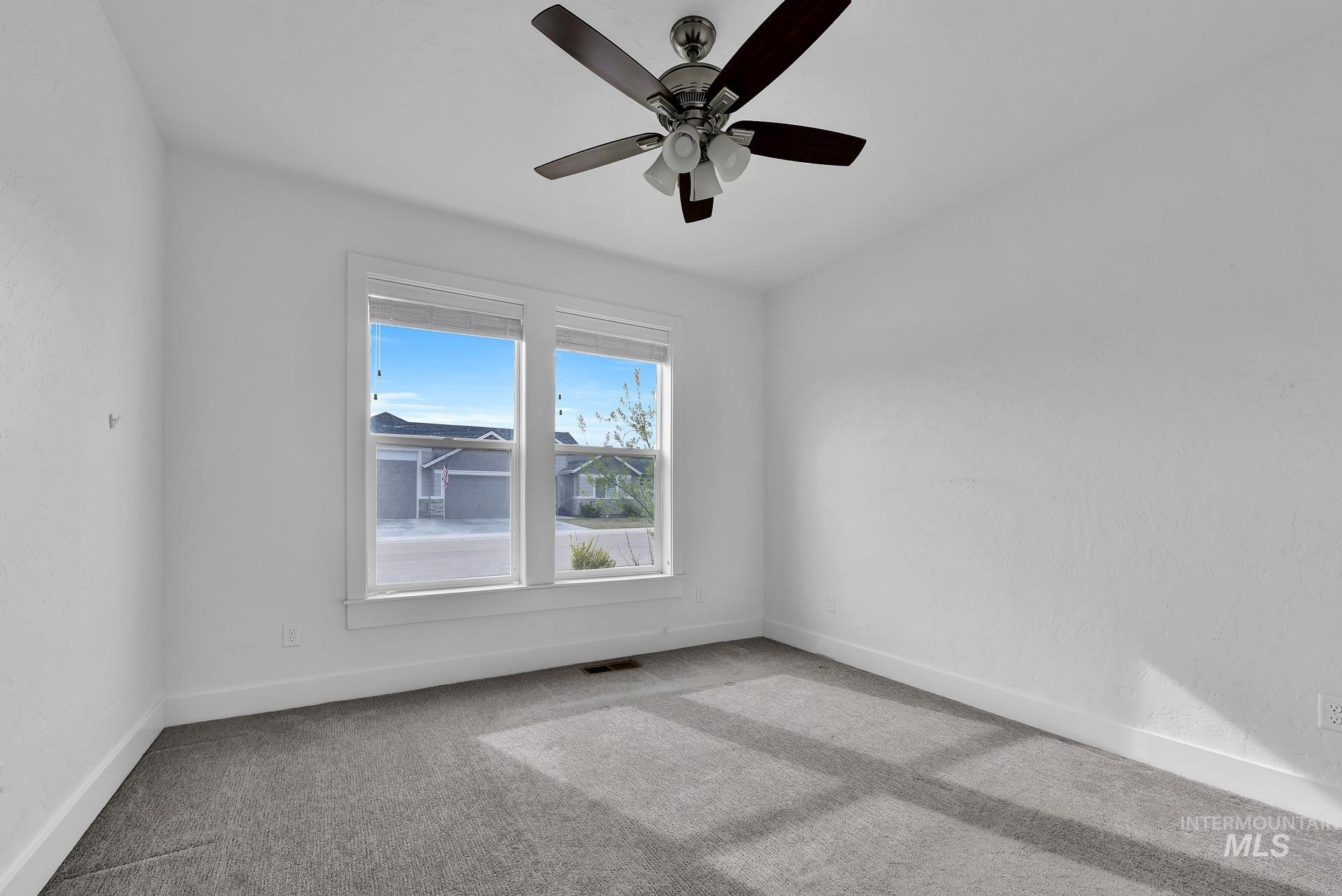 1734 Shoal Point Ave Property Photo 32