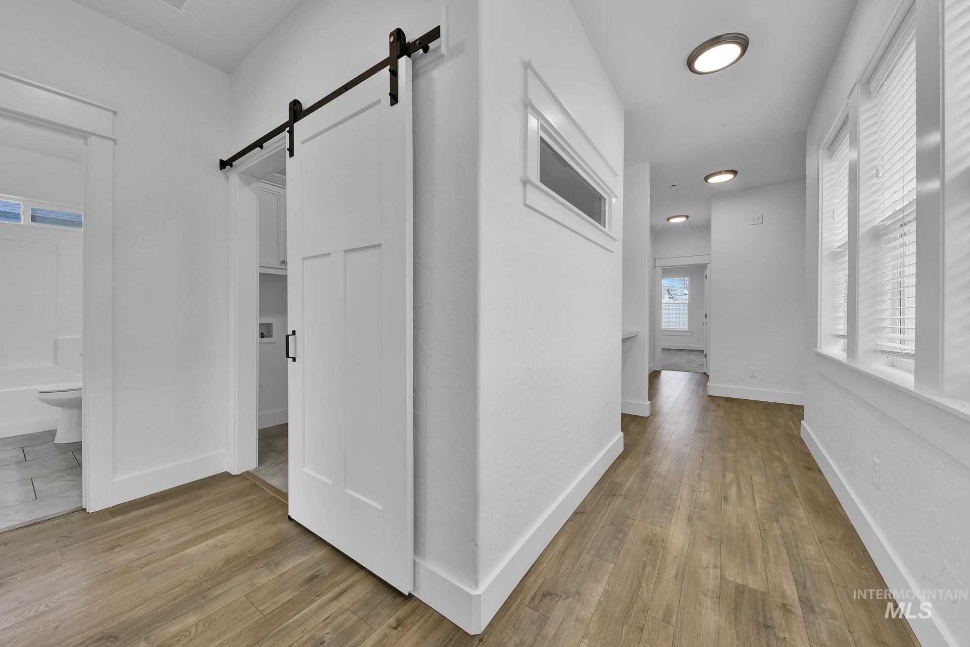 1734 Shoal Point Ave Property Photo 35