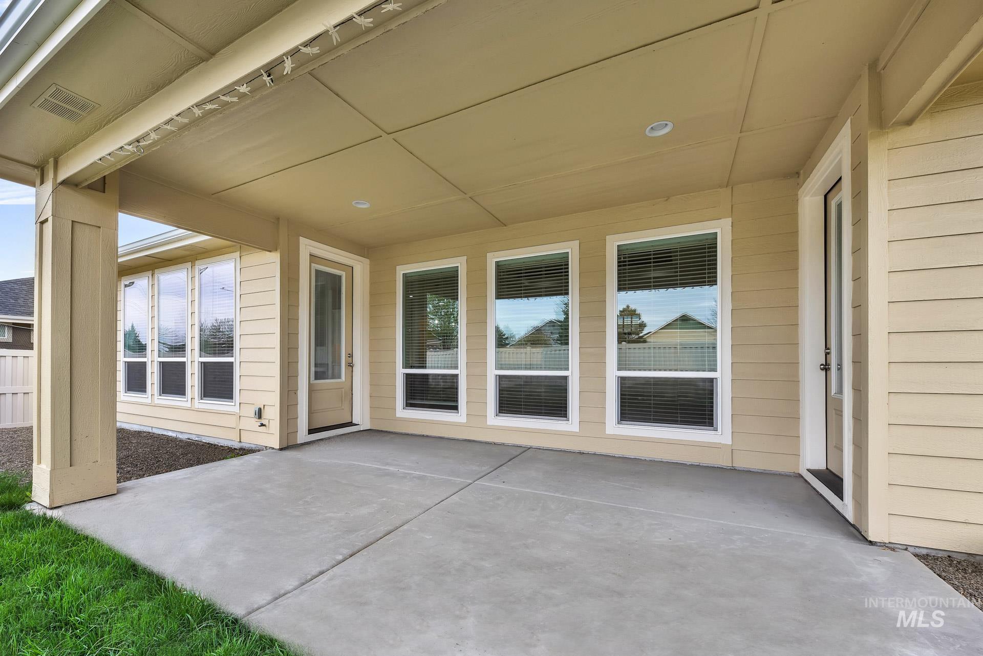 1734 Shoal Point Ave Property Photo 36