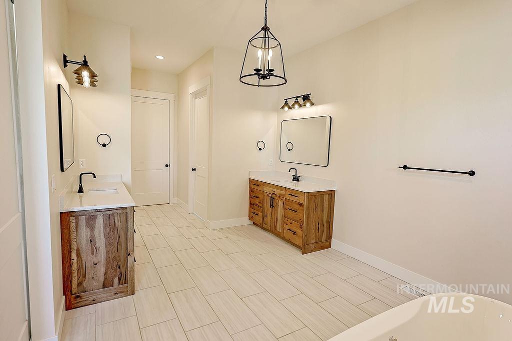 3688 E 3735 N Property Photo 32