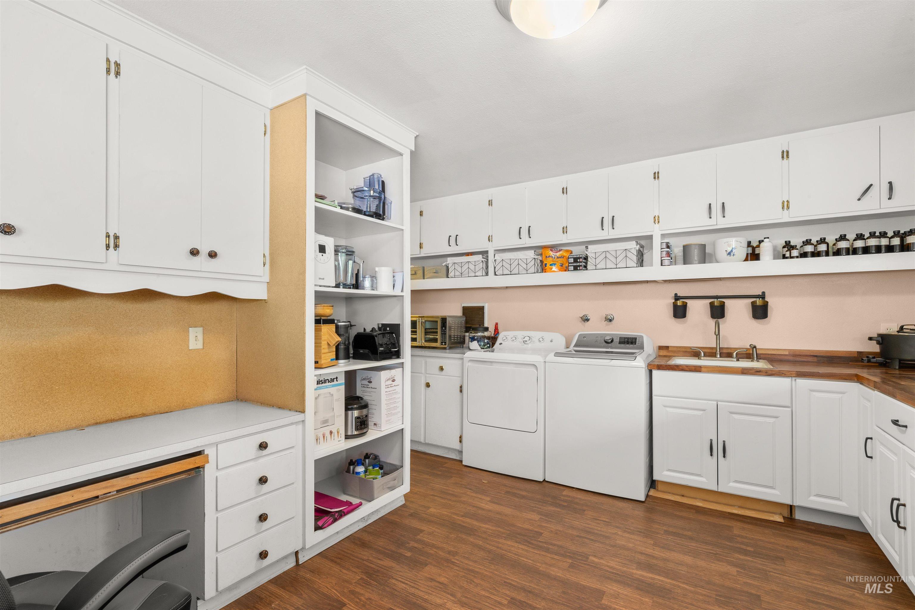 3211 4th Street Property Photo 13