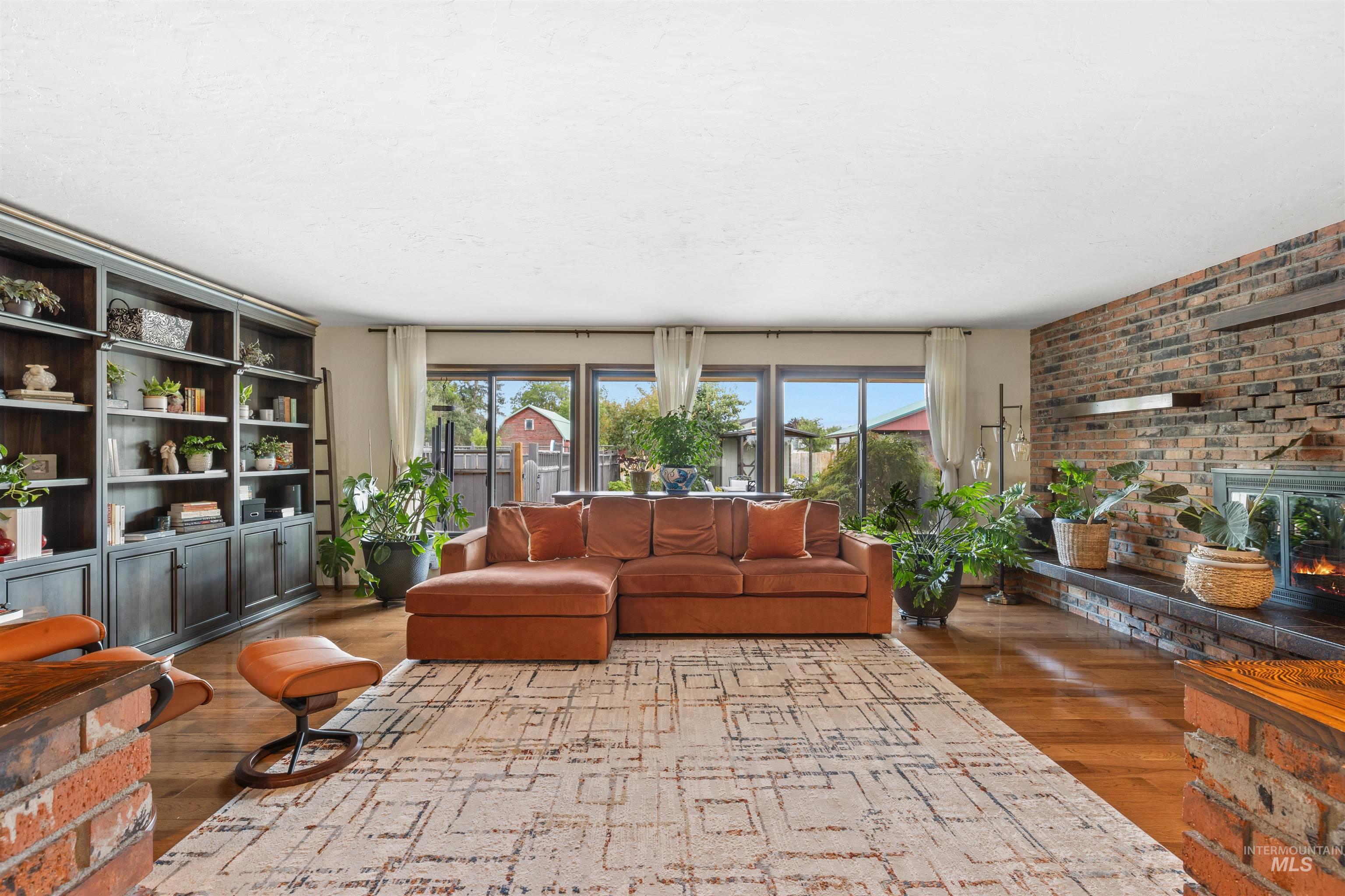 3211 4th Street Property Photo 19