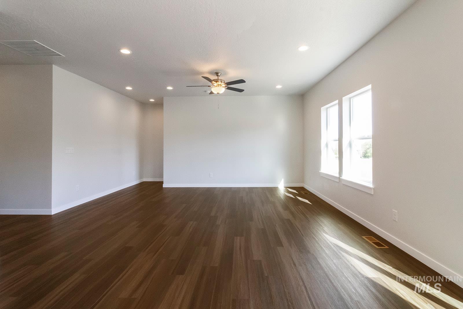 11611 W Black Dog Dr Property Photo 3