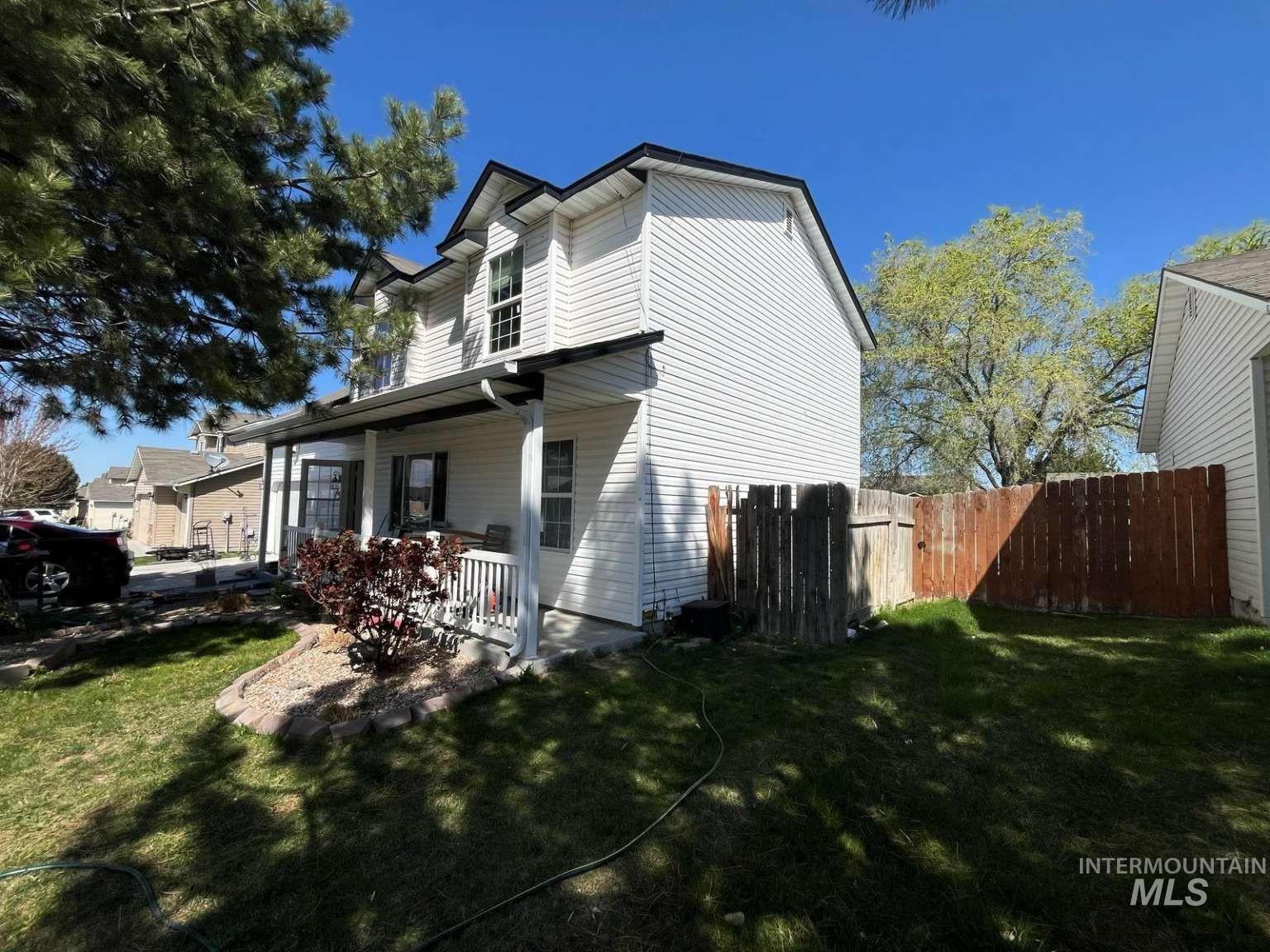 16572 Frisco Ave Property Photo 11