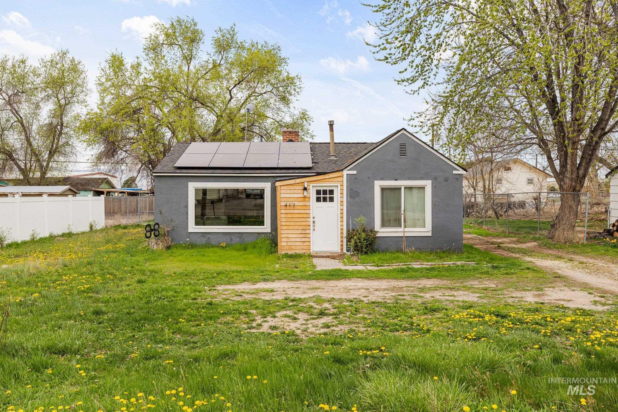 417 Randolph Ave Property Photo