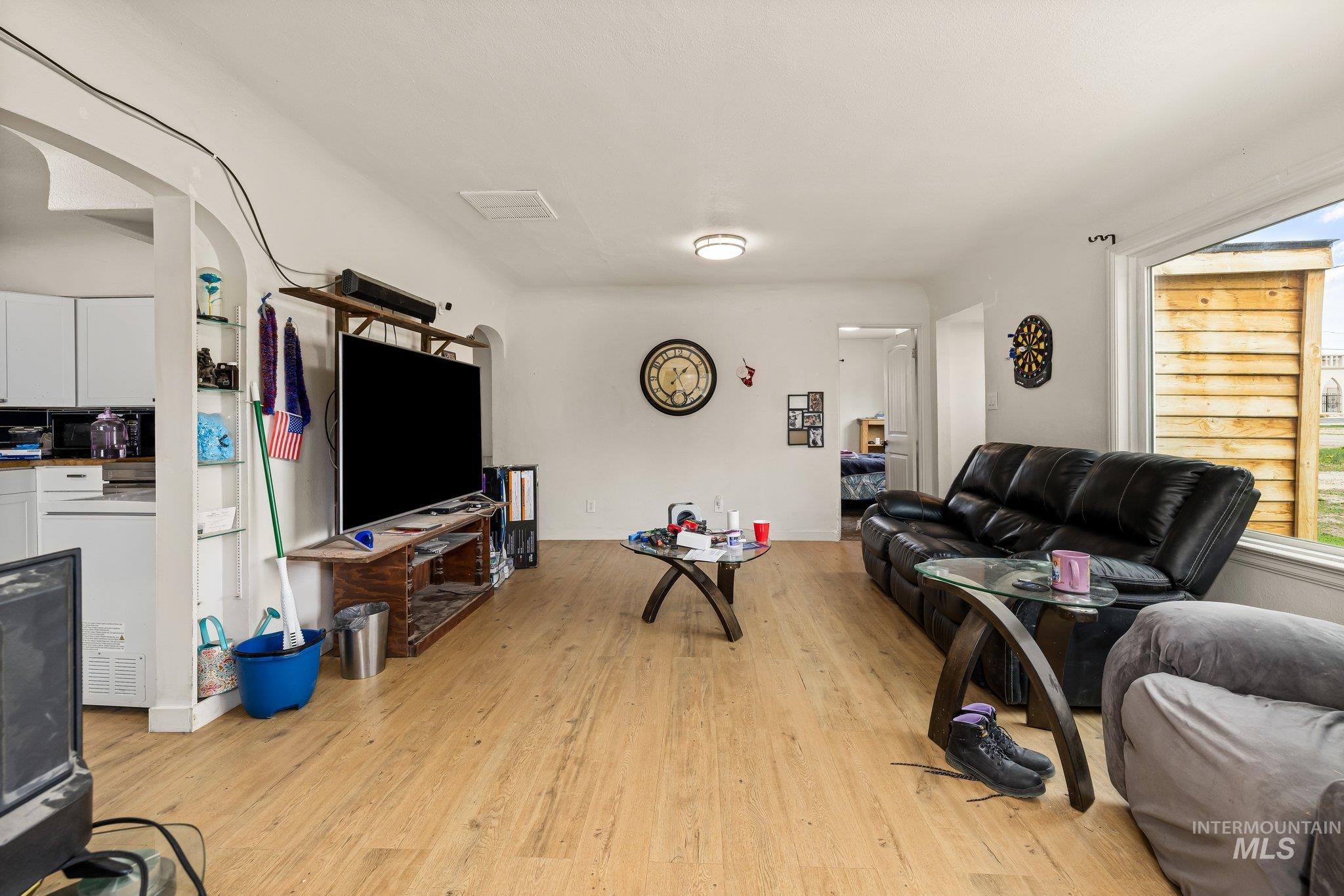 417 Randolph Ave Property Photo 14