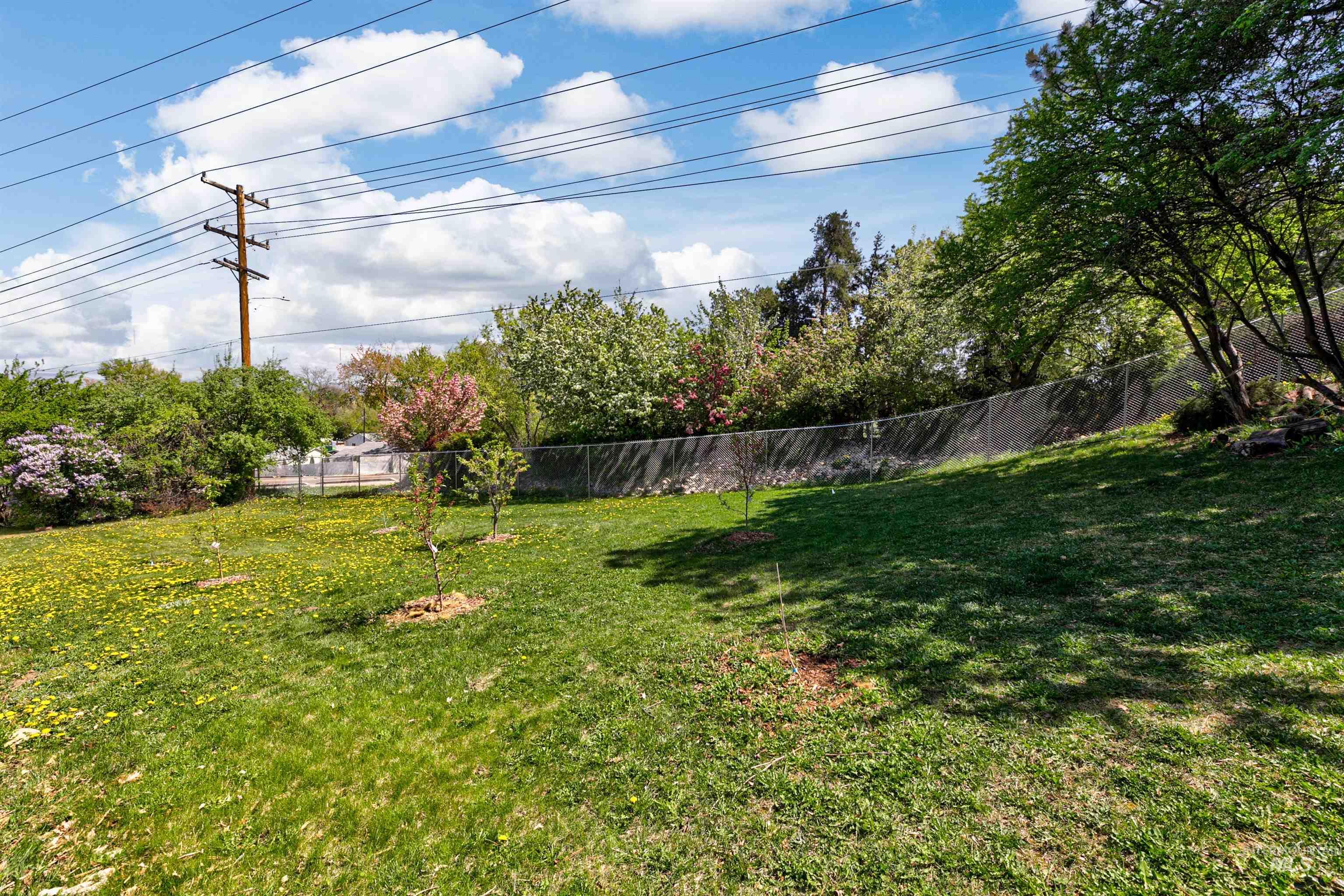 5802 Randolph Dr Property Photo 33