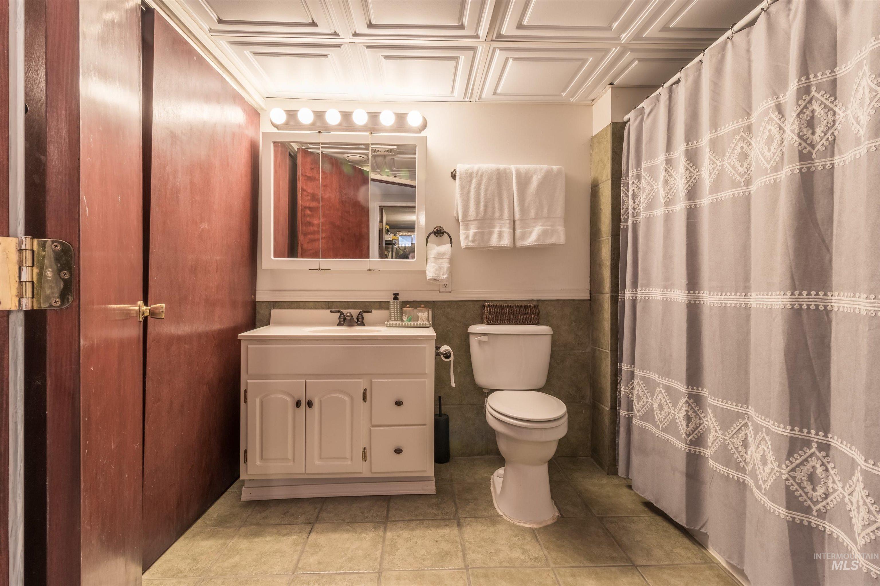 701 Bentz St. Property Photo 31