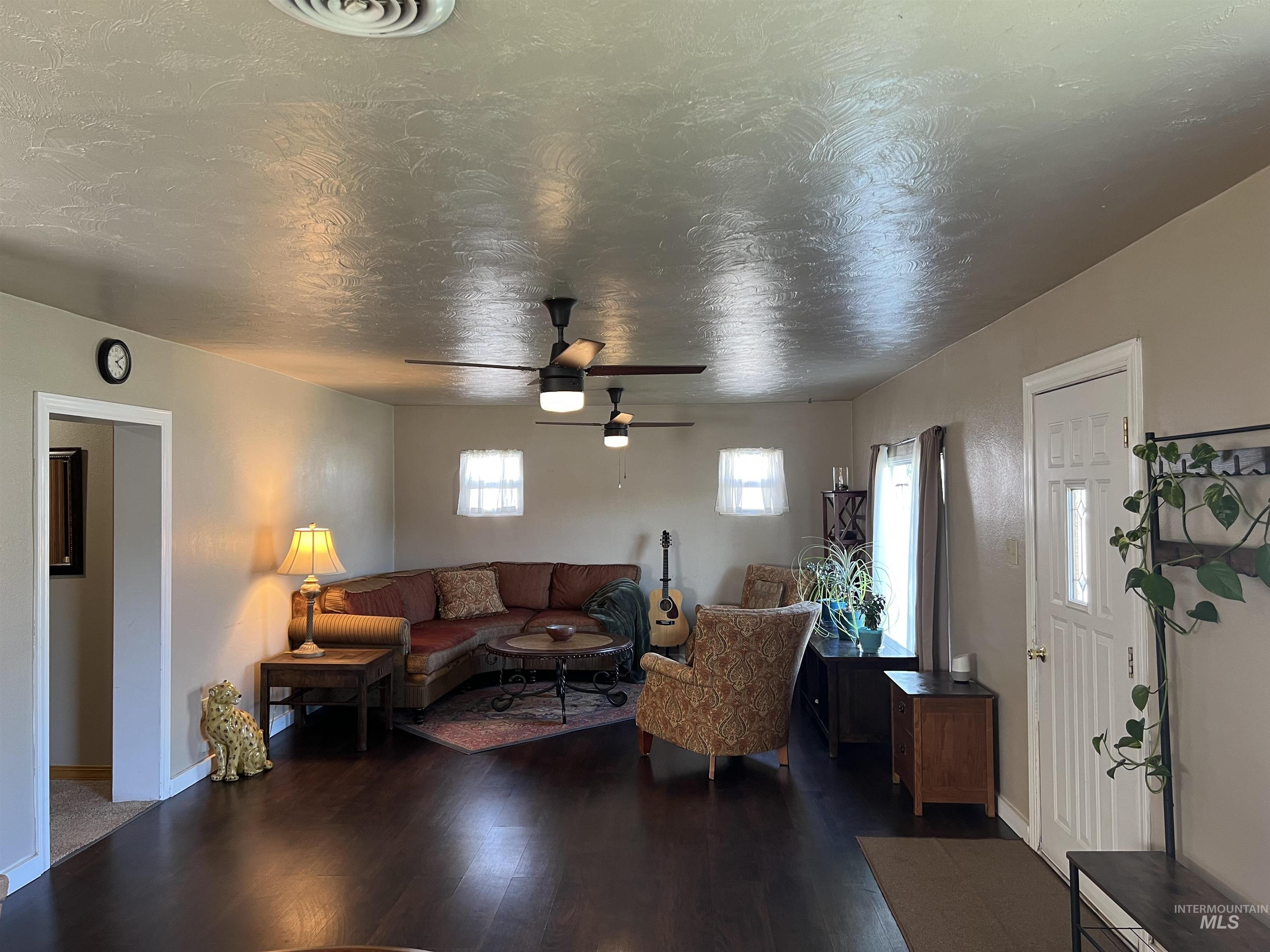 140 3rd Street Property Photo 9