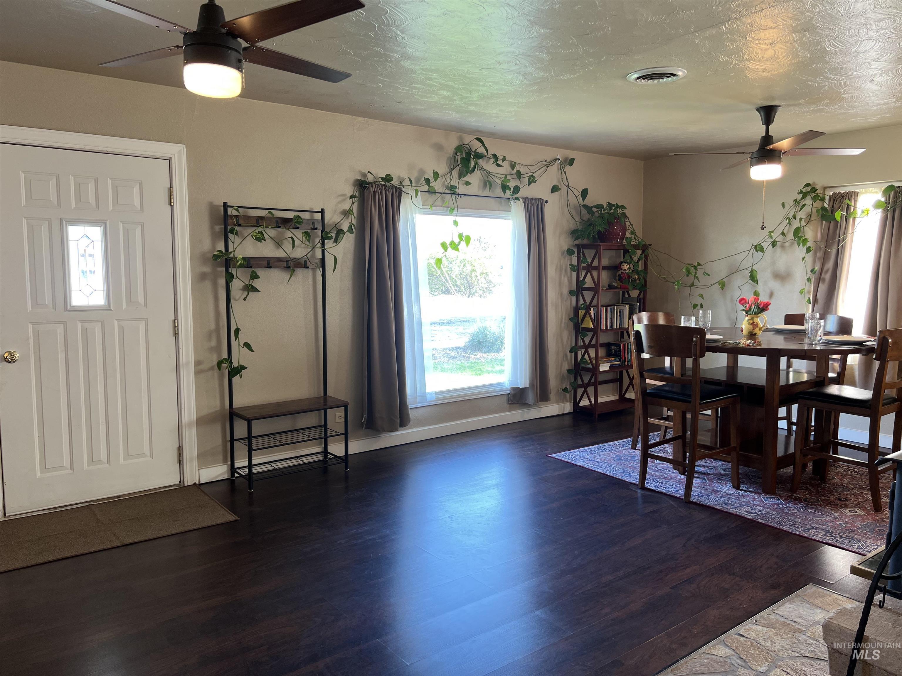 140 3rd Street Property Photo 11