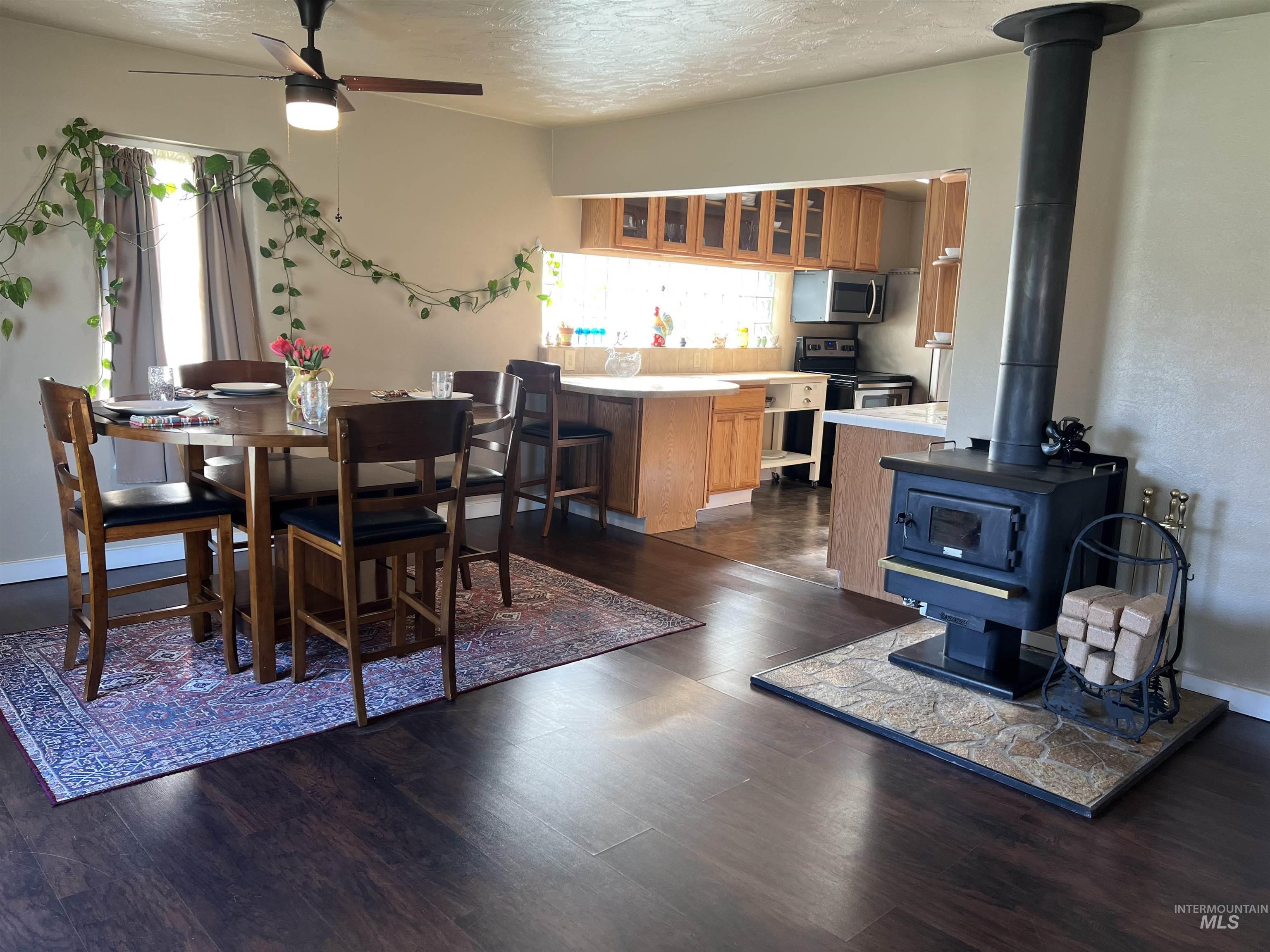 140 3rd Street Property Photo 13