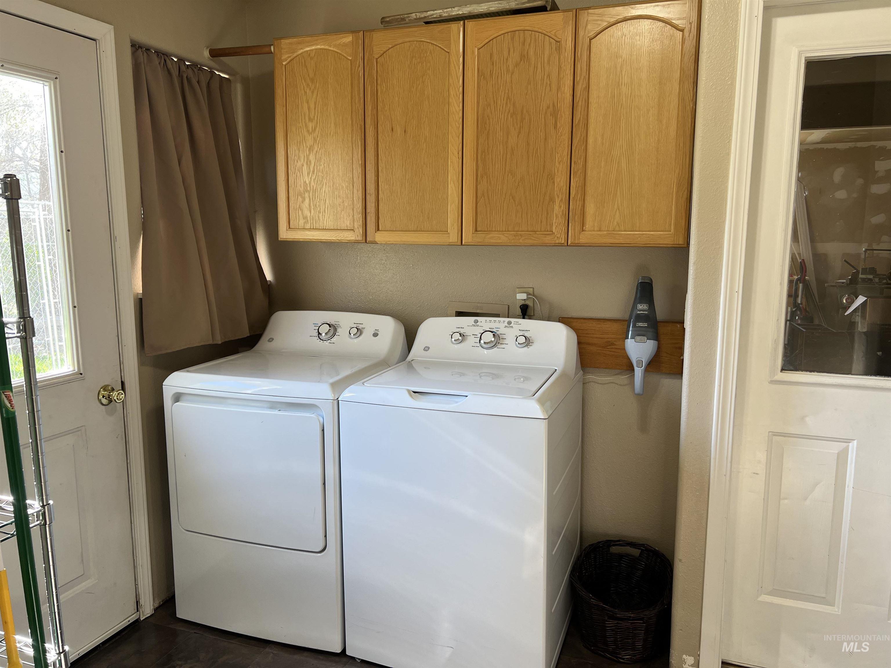 140 3rd Street Property Photo 16