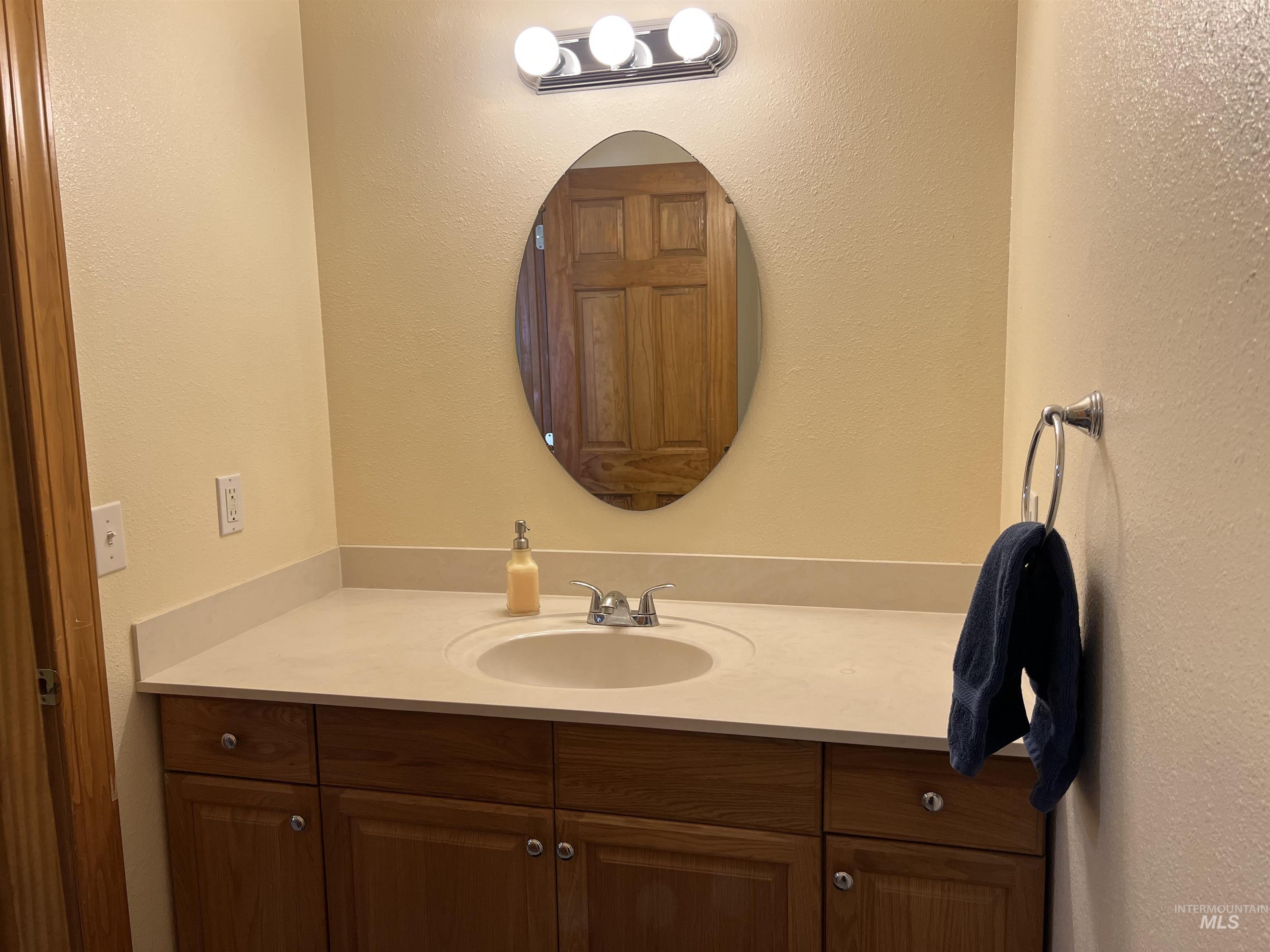 140 3rd Street Property Photo 29