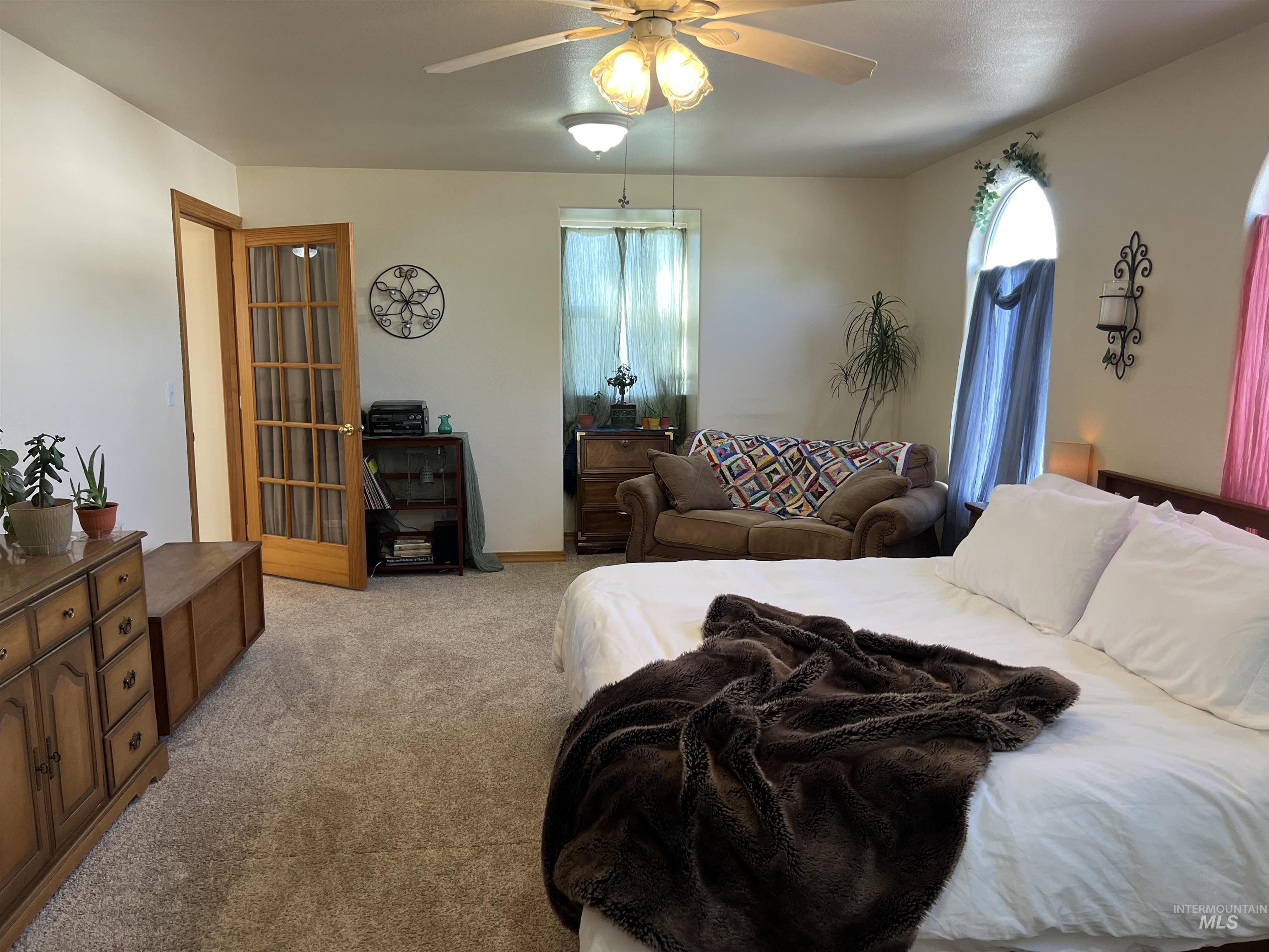 140 3rd Street Property Photo 38