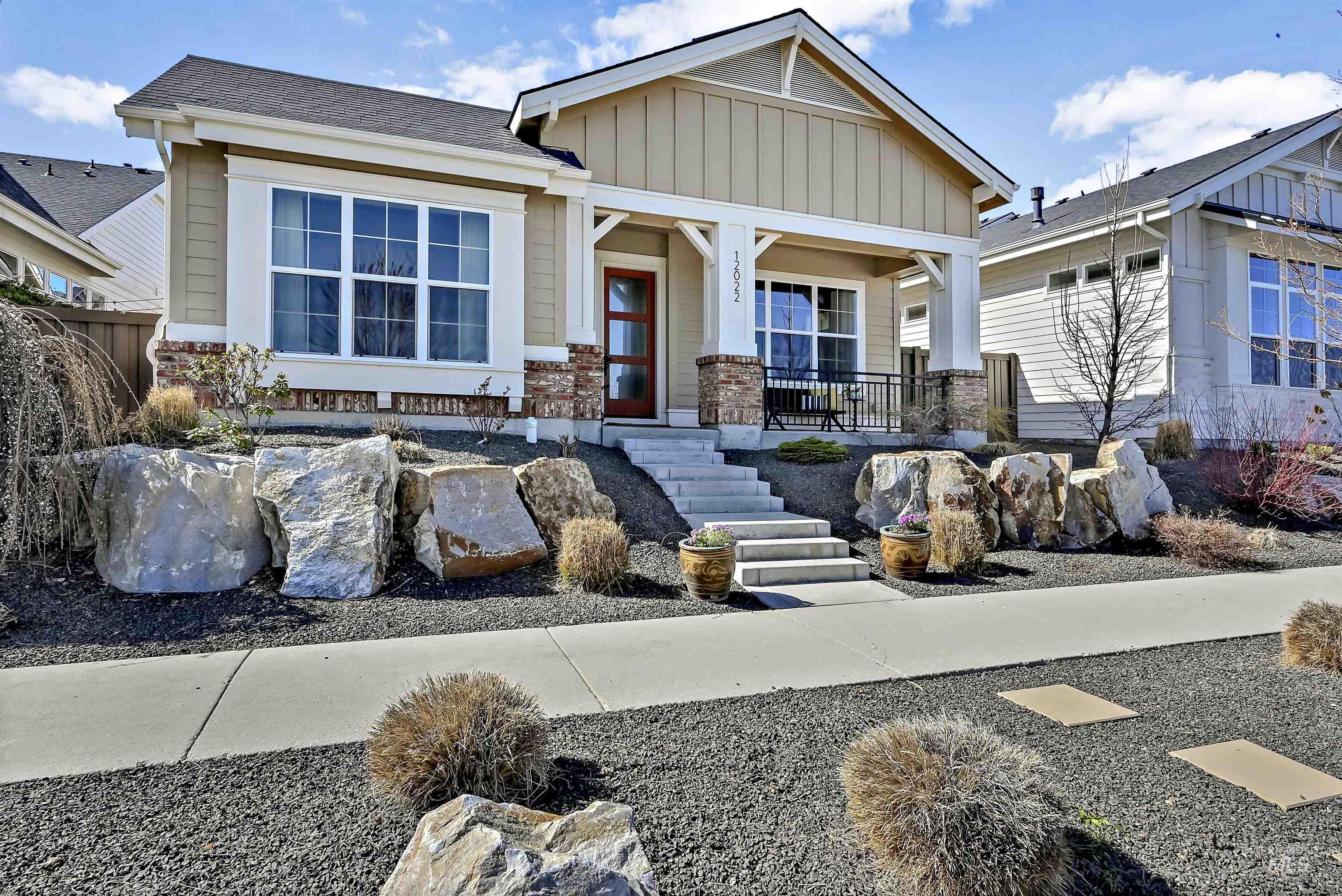 12022 N Horse Collar Way Property Photo 2