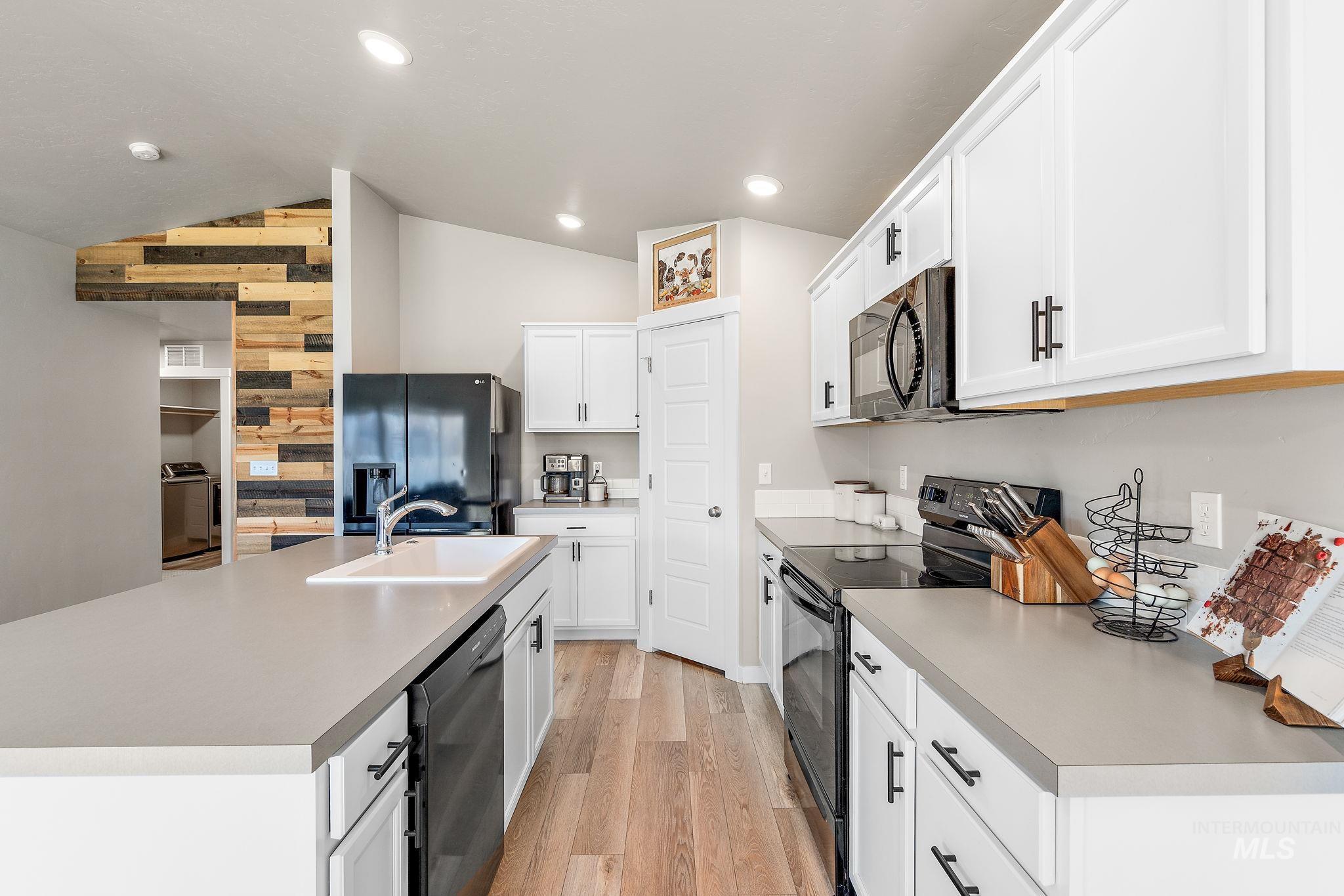 2961 W Dark Sky St Property Photo 14
