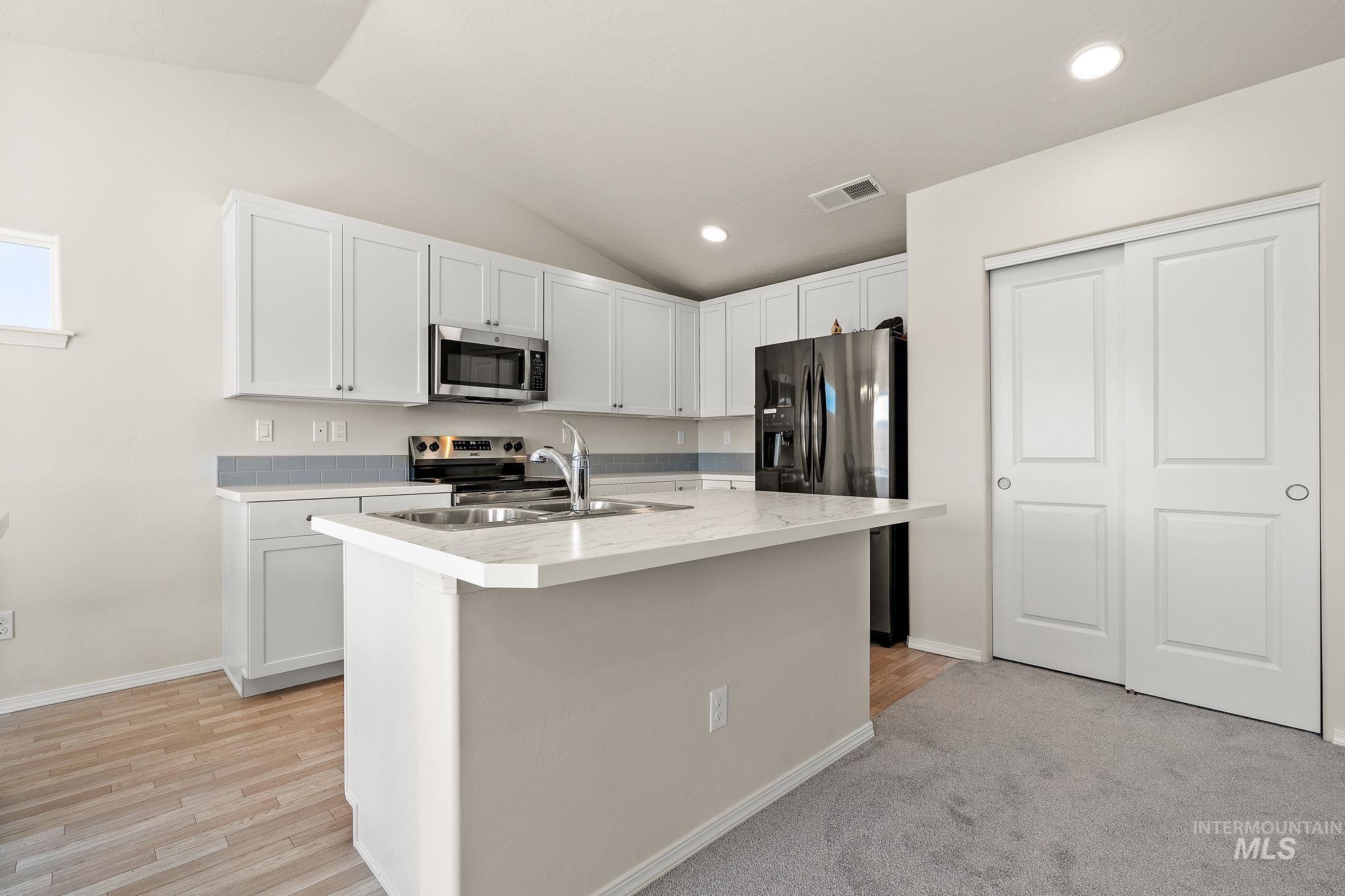 11347 Nora Property Photo 13