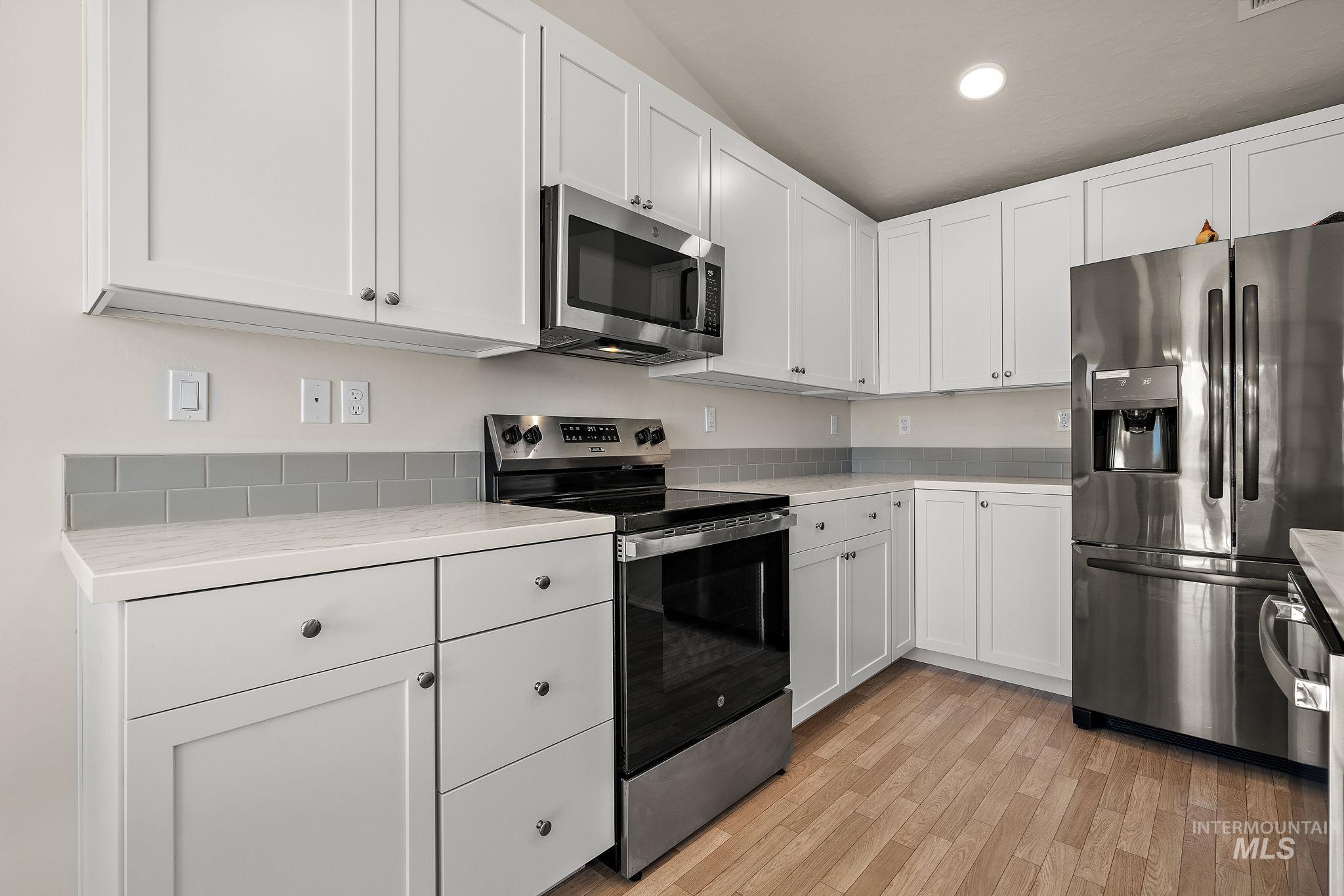 11347 Nora Property Photo 15