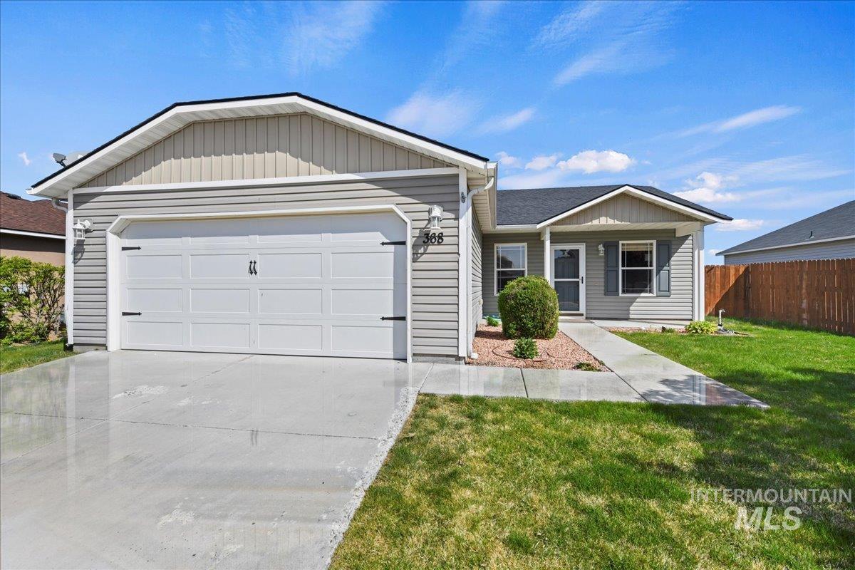 368 E Roselake Dr Property Photo