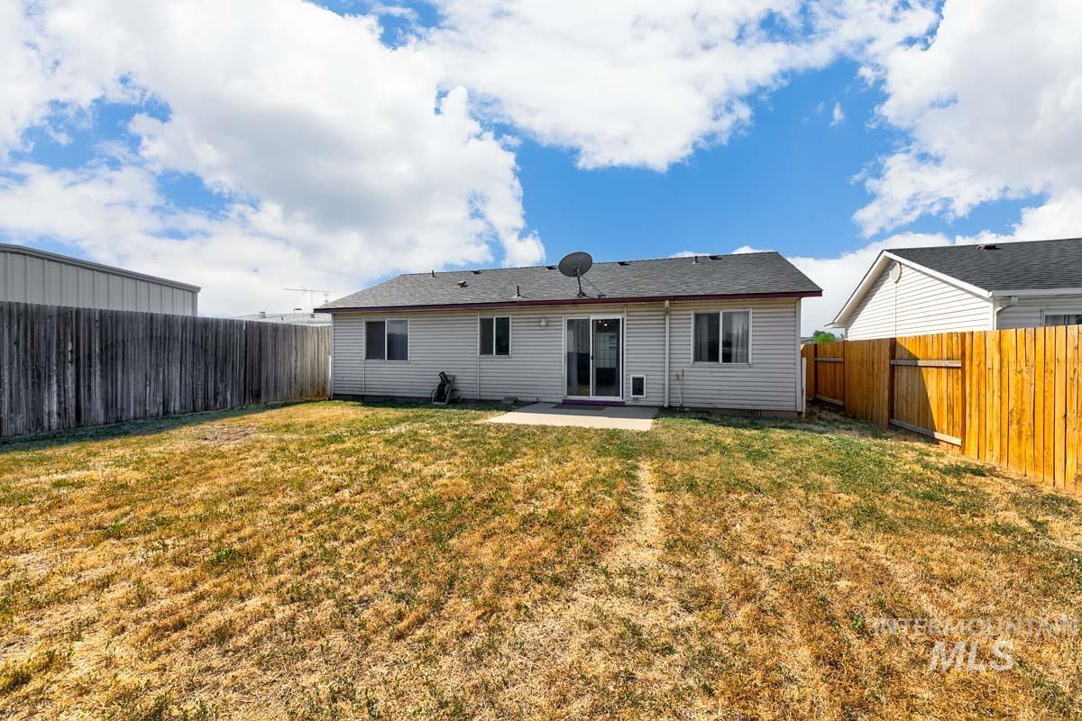 710 W Gina Property Photo 18