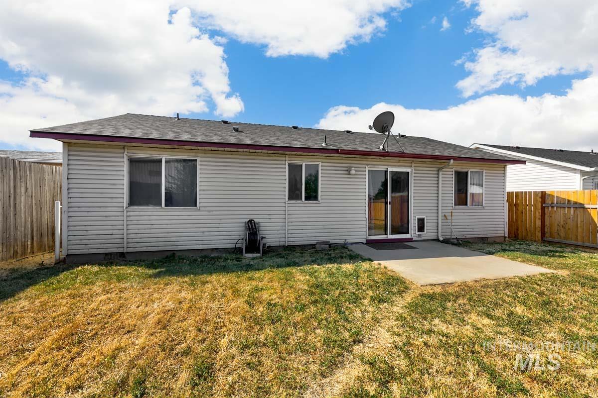 710 W Gina Property Photo 19