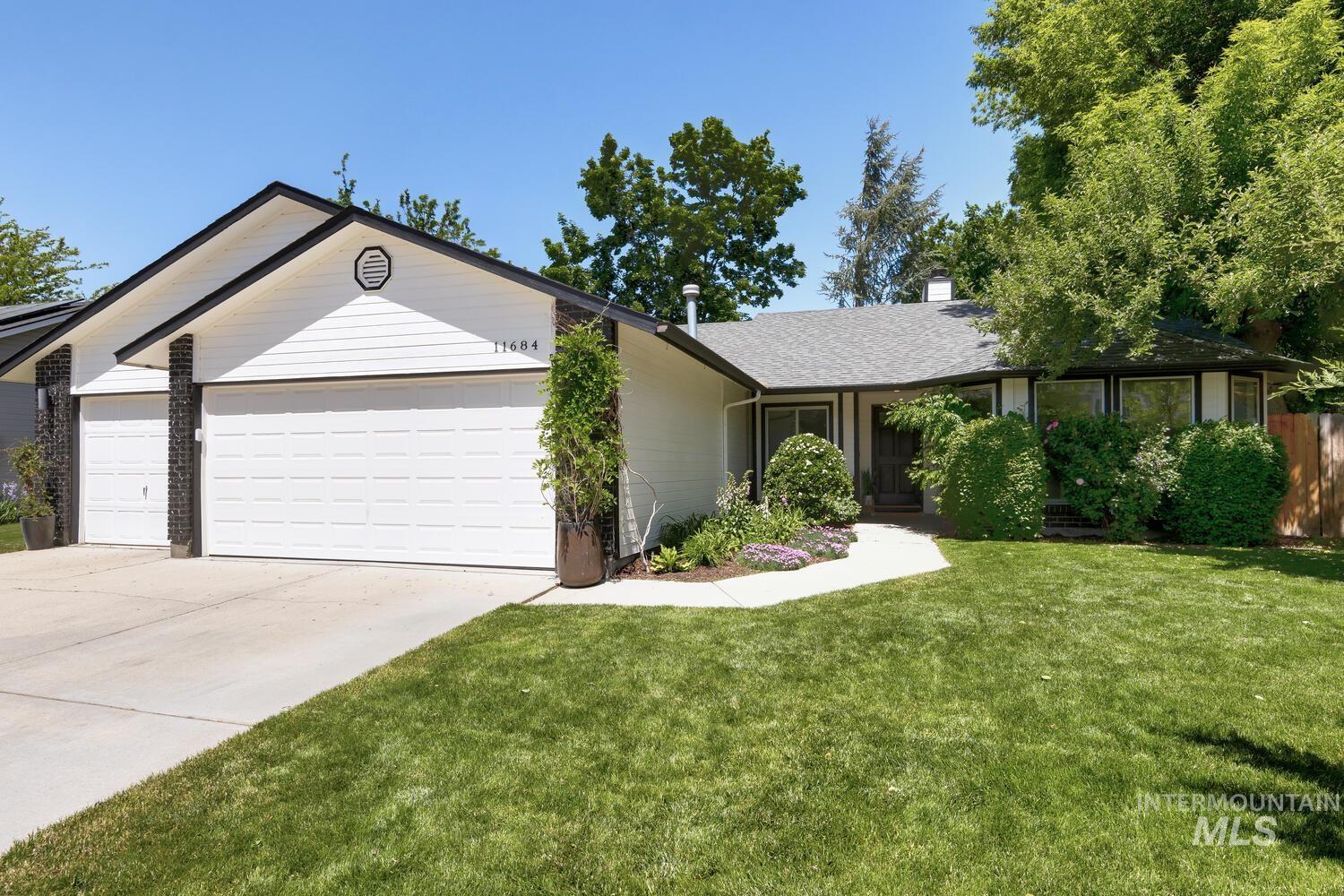 11684 W. Arlen Property Photo