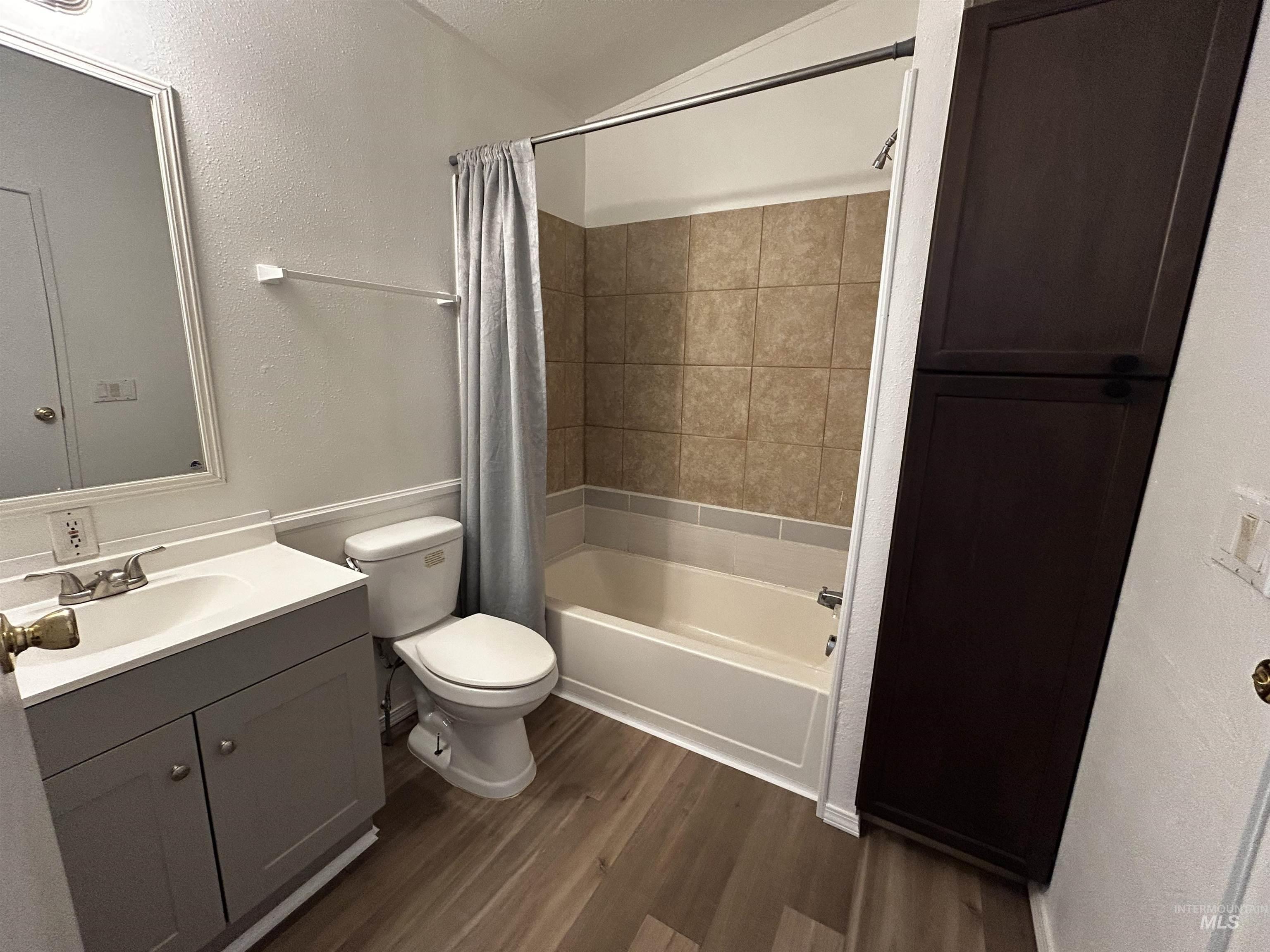 905 Long Valley Property Photo 13