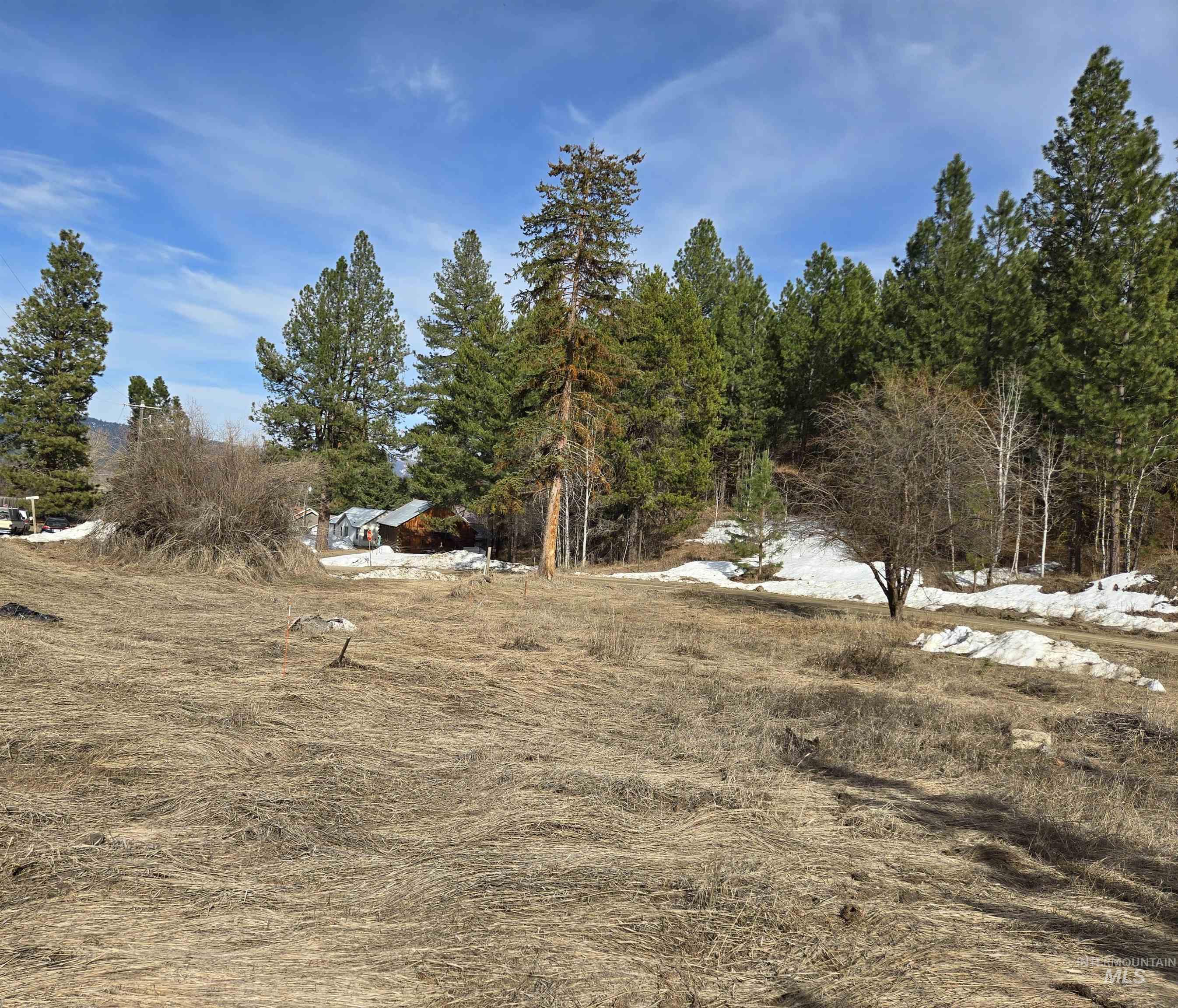 401 Basque Rd Property Photo