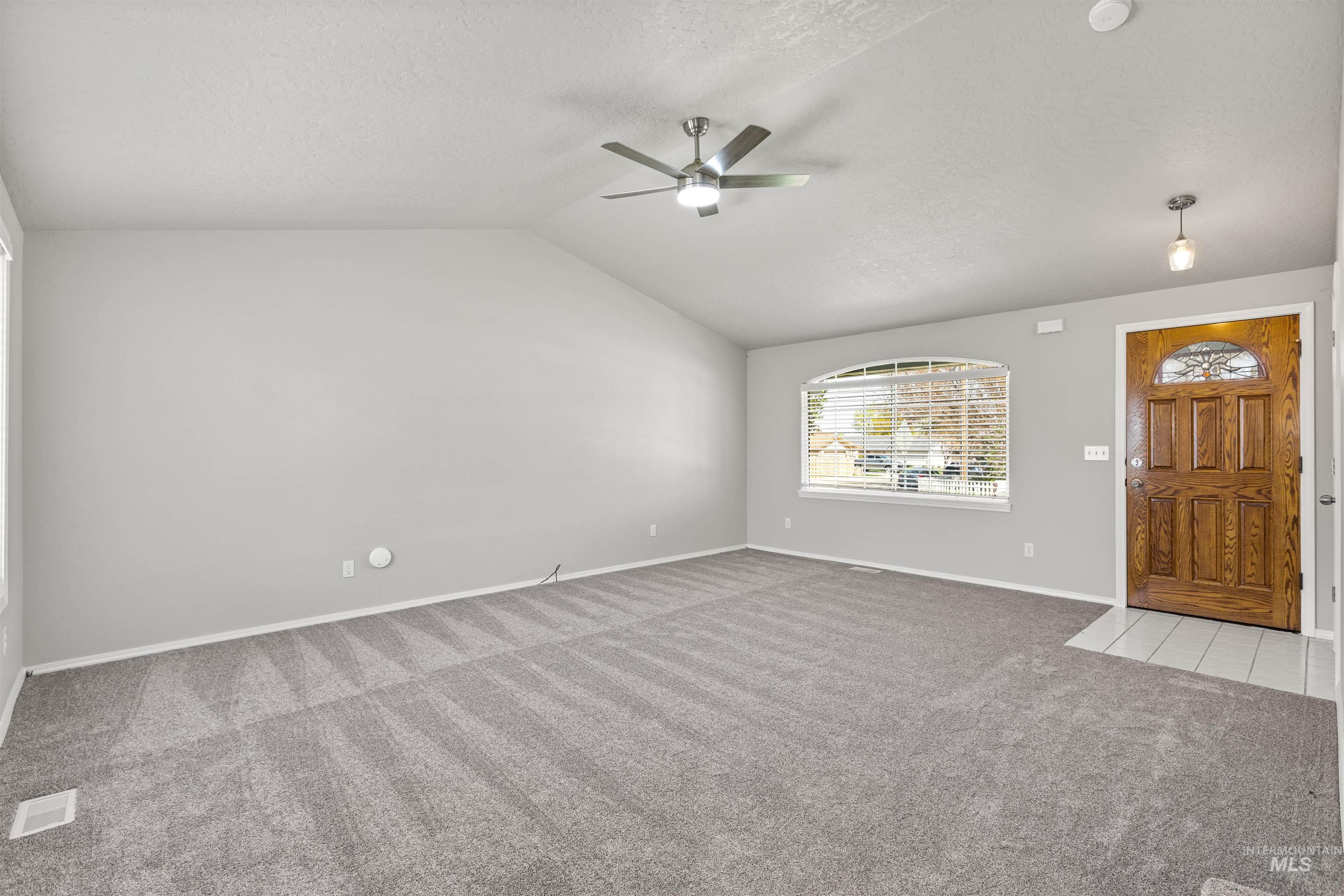 2613 Smart St Property Photo 4