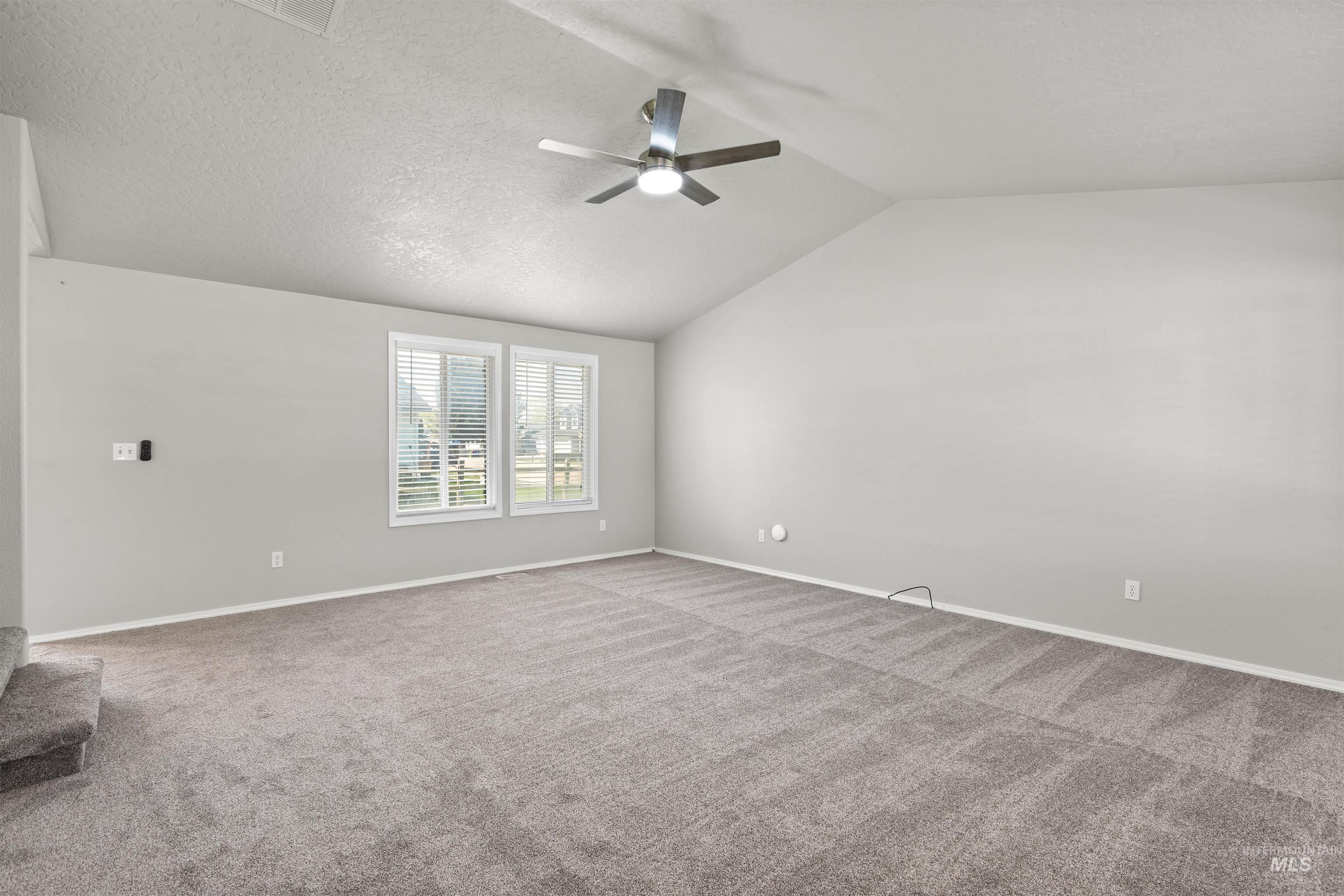 2613 Smart St Property Photo 8