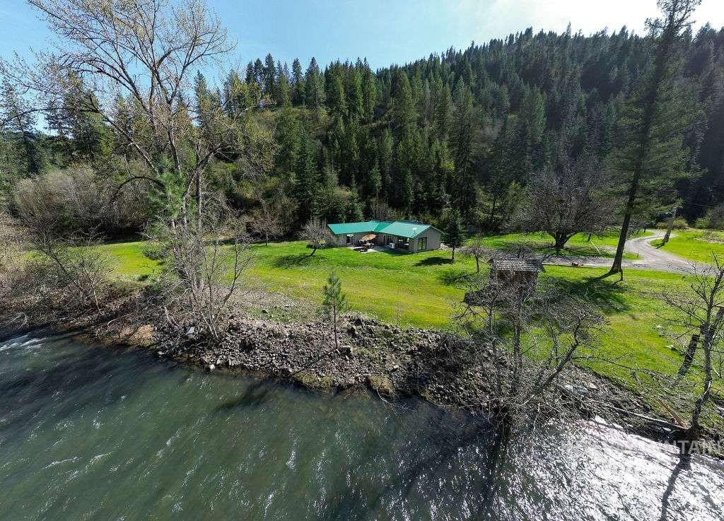 2583 Cascade Drive Property Photo 3