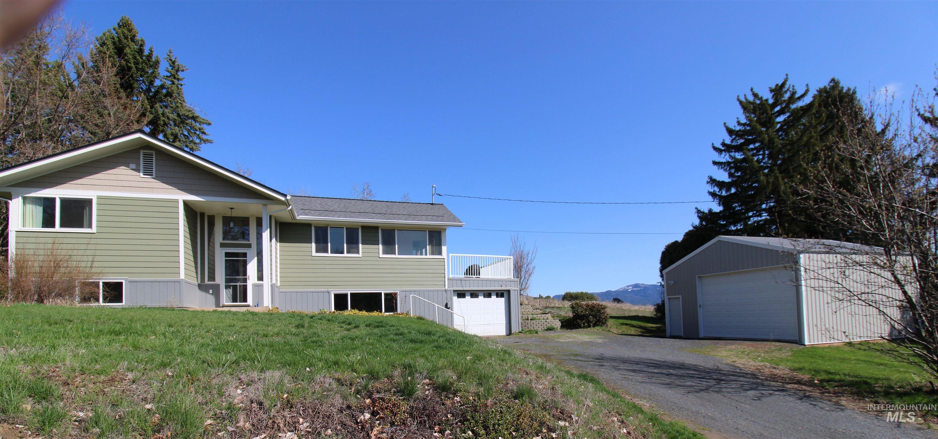 1200 Lundquist Lane Property Photo
