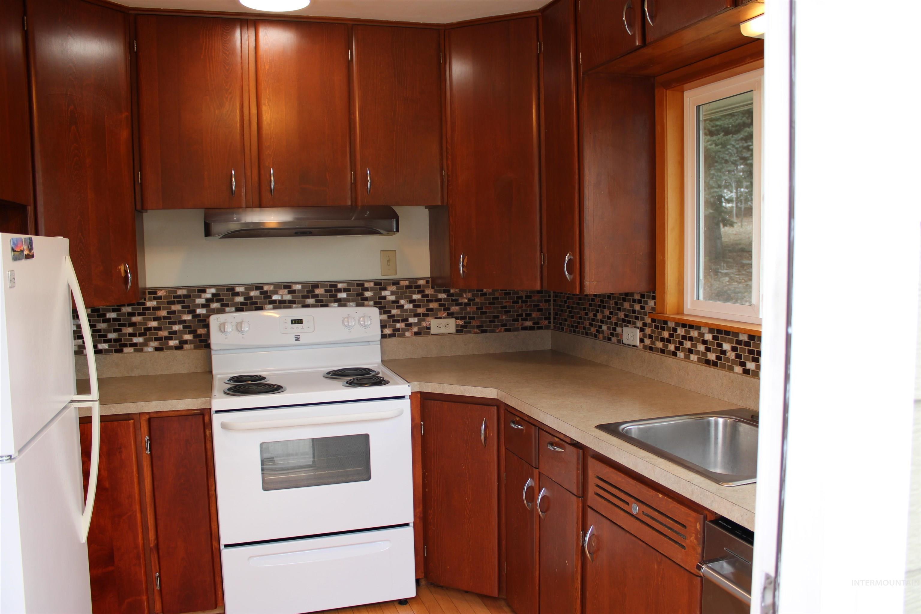 1200 Lundquist Lane Property Photo 6