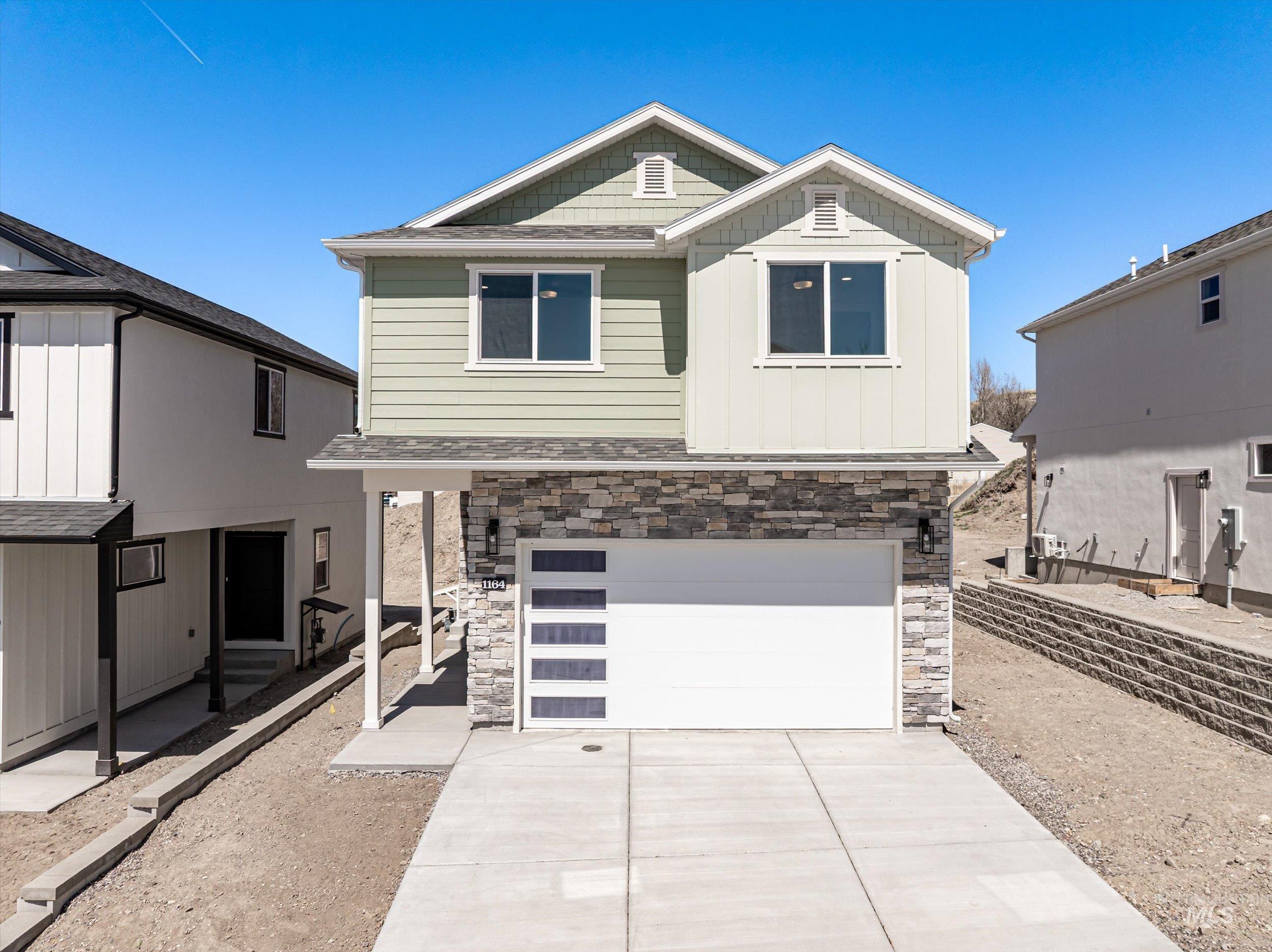 1164 Jasper Loop Property Photo