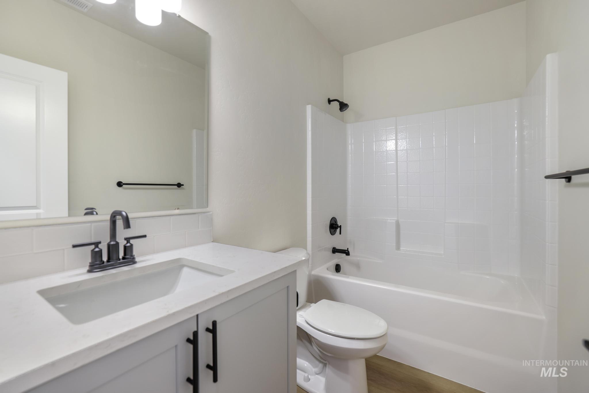 1023 Coral Rd. Property Photo 13