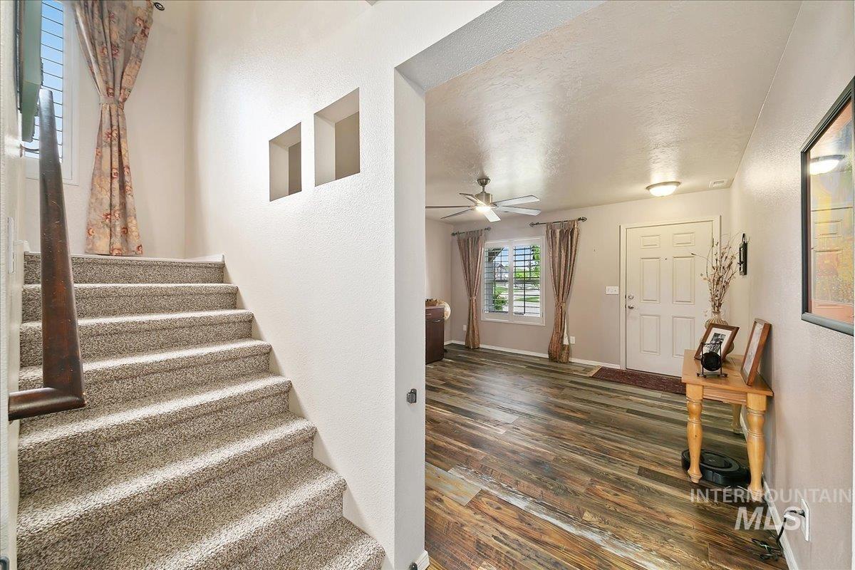 1110 N Finsbury Avenue Property Photo 6