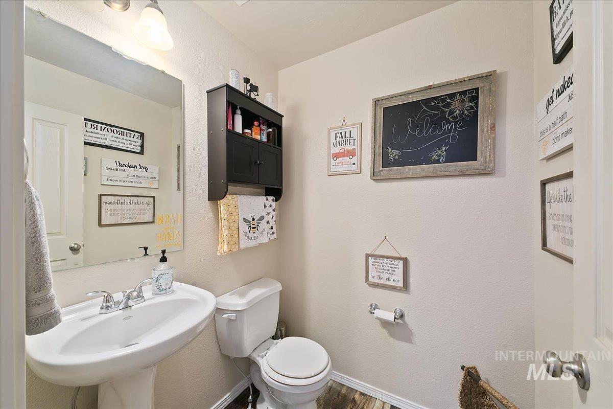 1110 N Finsbury Avenue Property Photo 8