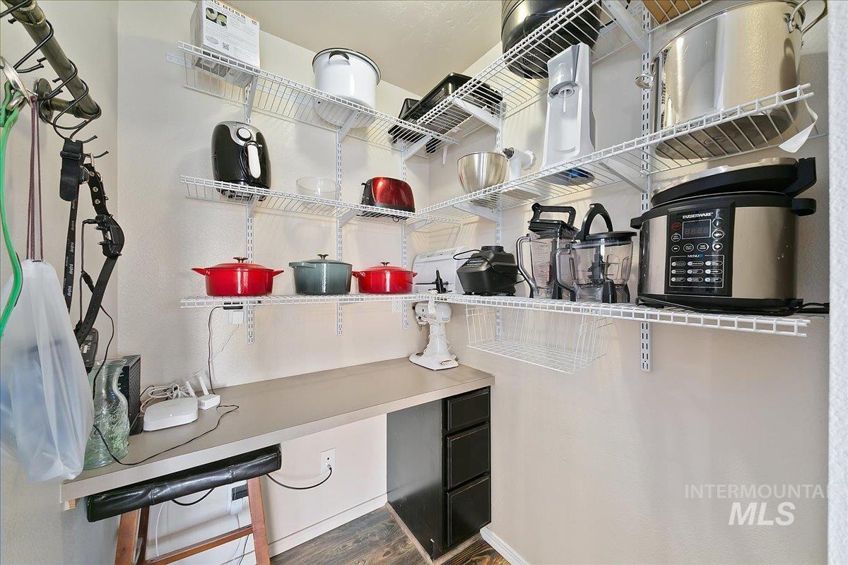 1110 N Finsbury Avenue Property Photo 20