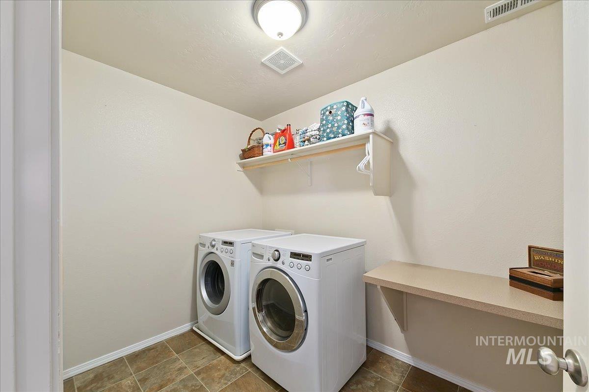 1110 N Finsbury Avenue Property Photo 33
