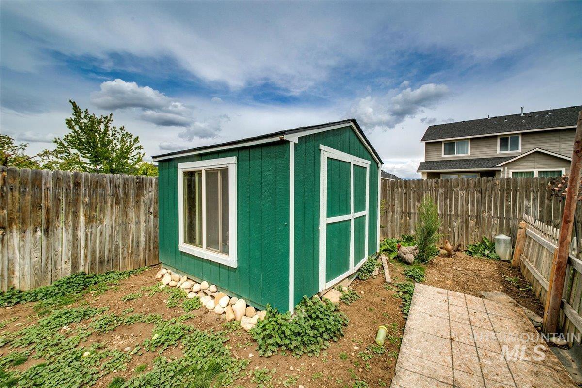 1110 N Finsbury Avenue Property Photo 41