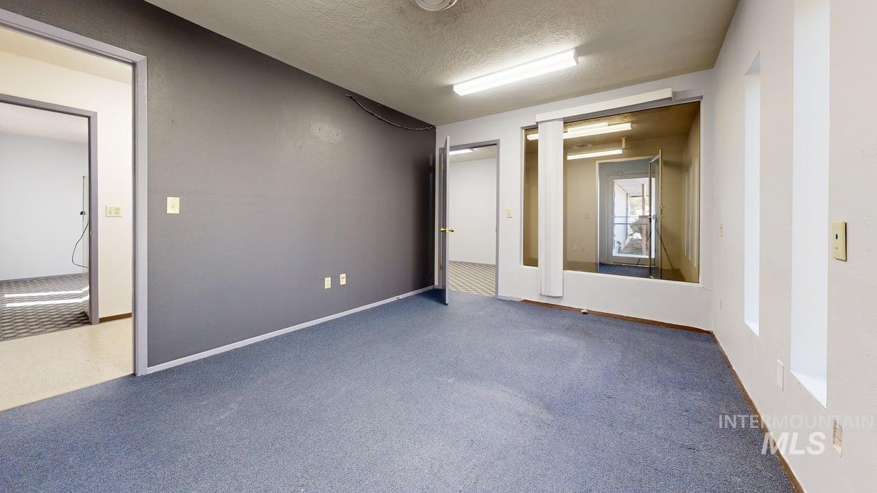 508 Thain Rd. Property Photo 16