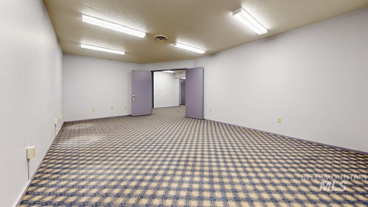 508 Thain Rd. Property Photo 20