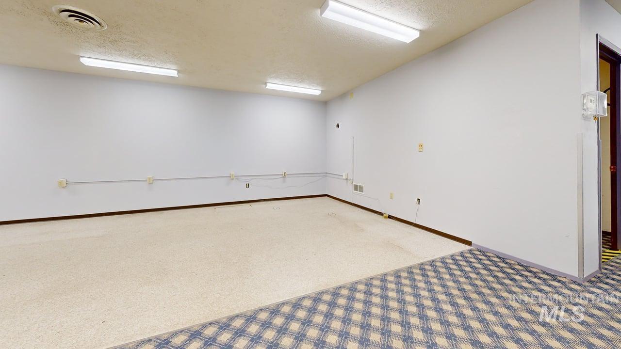 508 Thain Rd. Property Photo 22