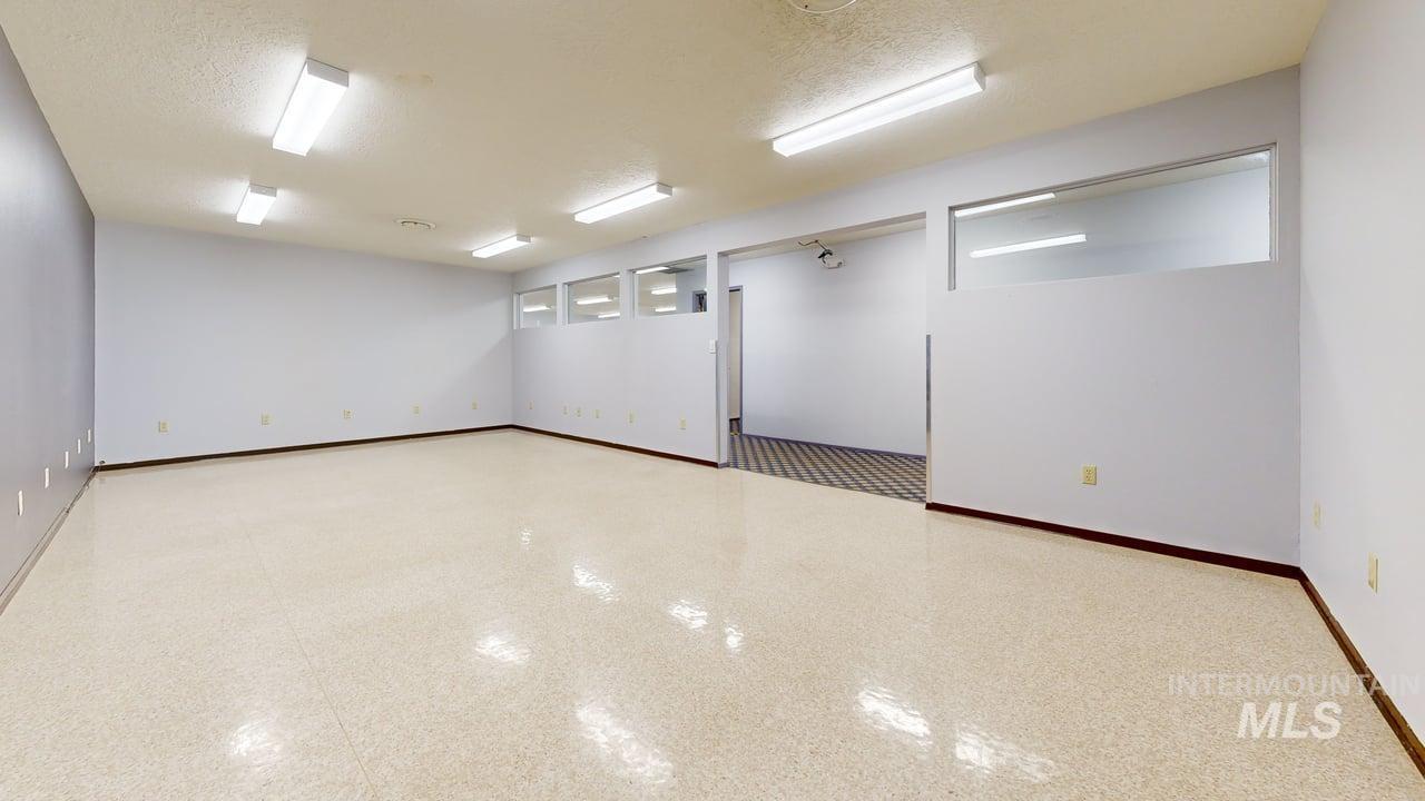 508 Thain Rd. Property Photo 24
